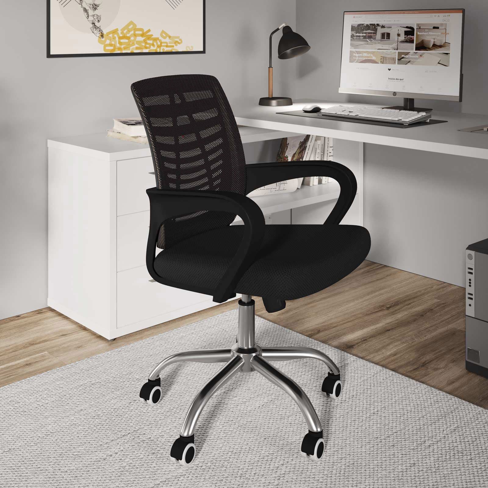 Sedia da ufficio girevole in tessuto mesh nero e schienale traspirante con base cromata - Storex