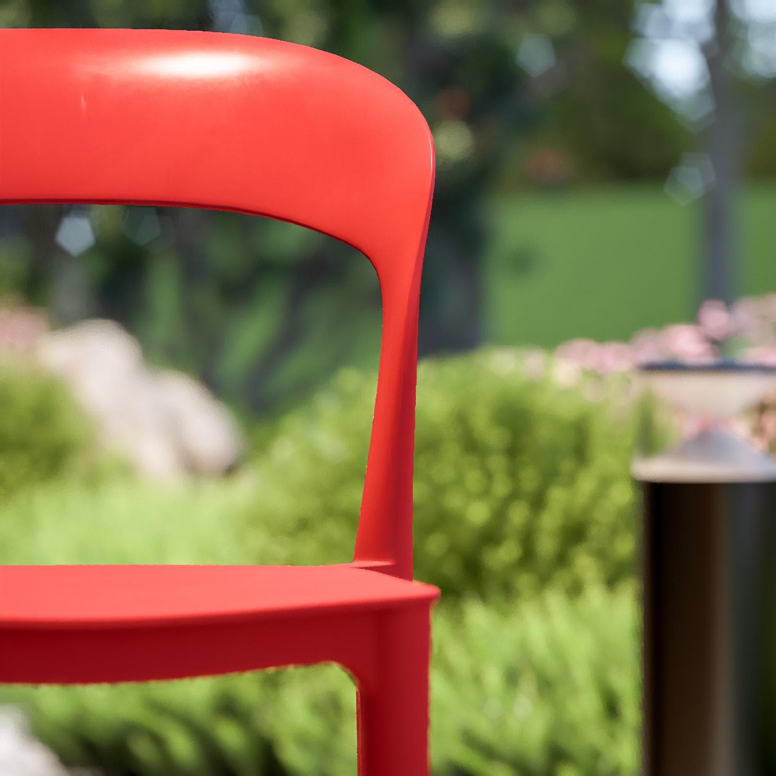 Sedia impilabile da giardino in polipropilene rosso - Valda