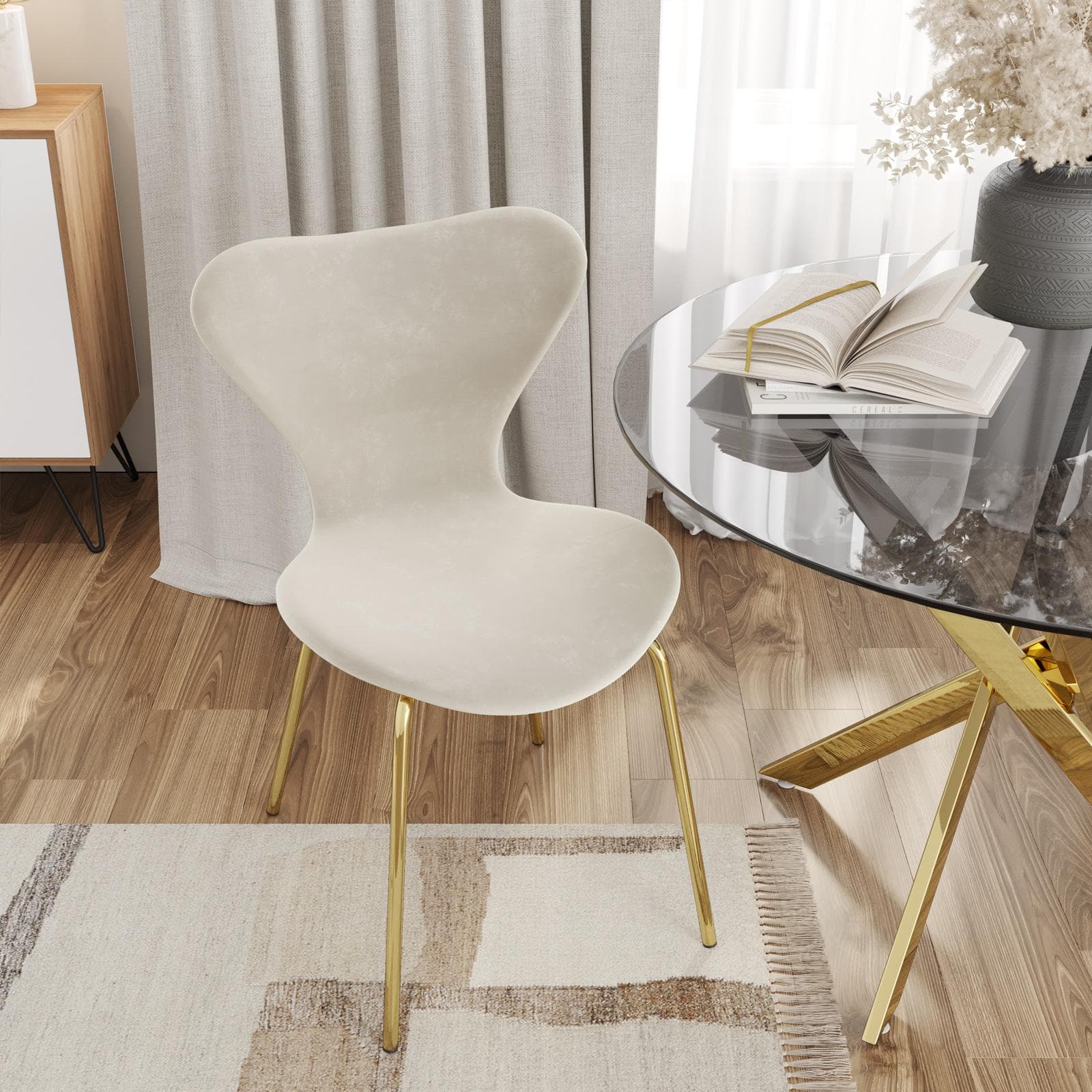 Sedia impilabile in velluto crema con gambe oro - Dolly