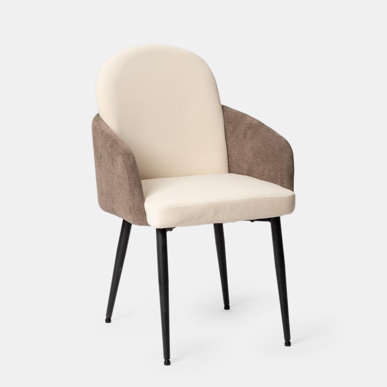 Set 2 poltrone in velluto beige con braccioli e schienale in tessuto tortora e gambe in metallo nero - Shayla