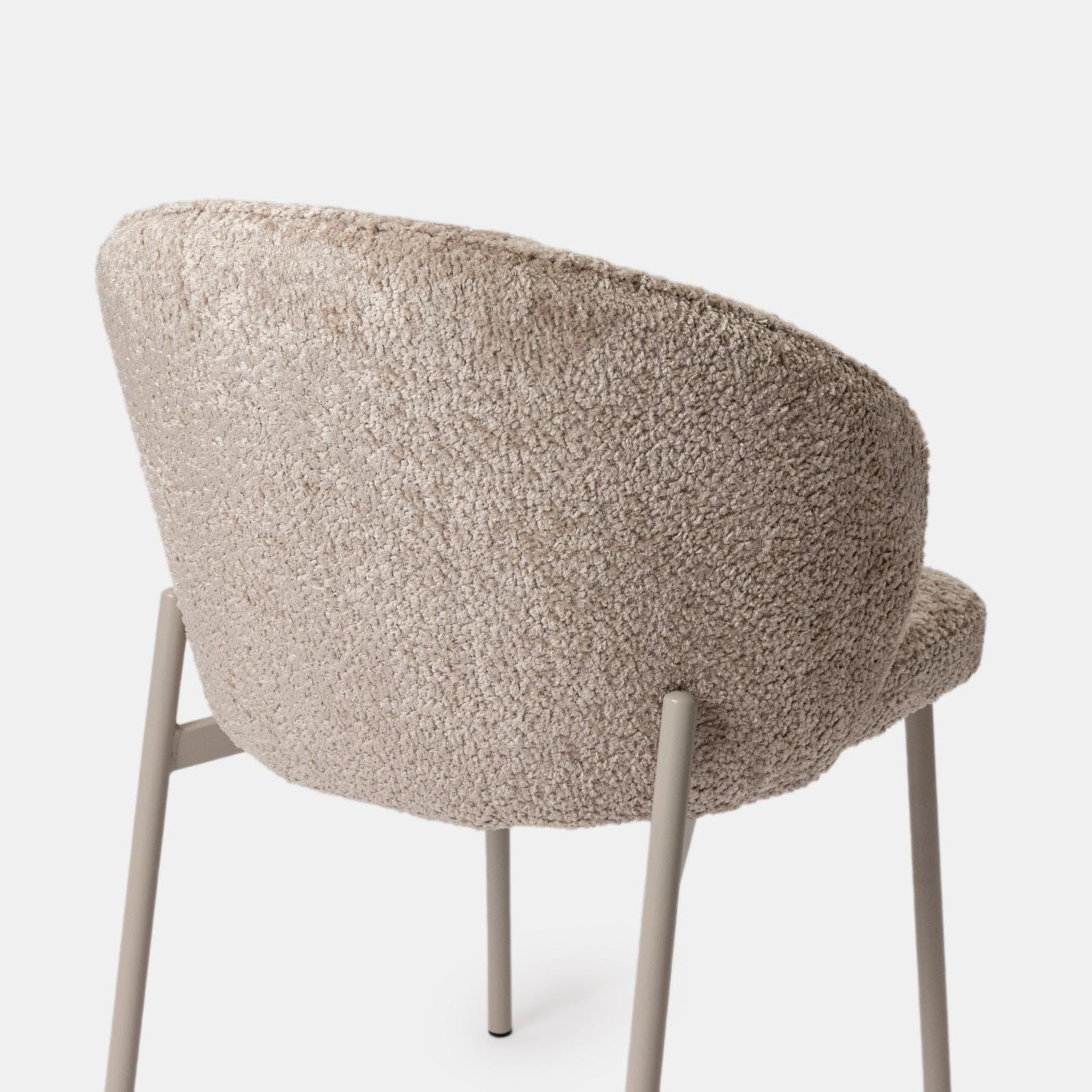 Set 2 sedie in bouclé tortora con gambe in metallo beige - Tuva
