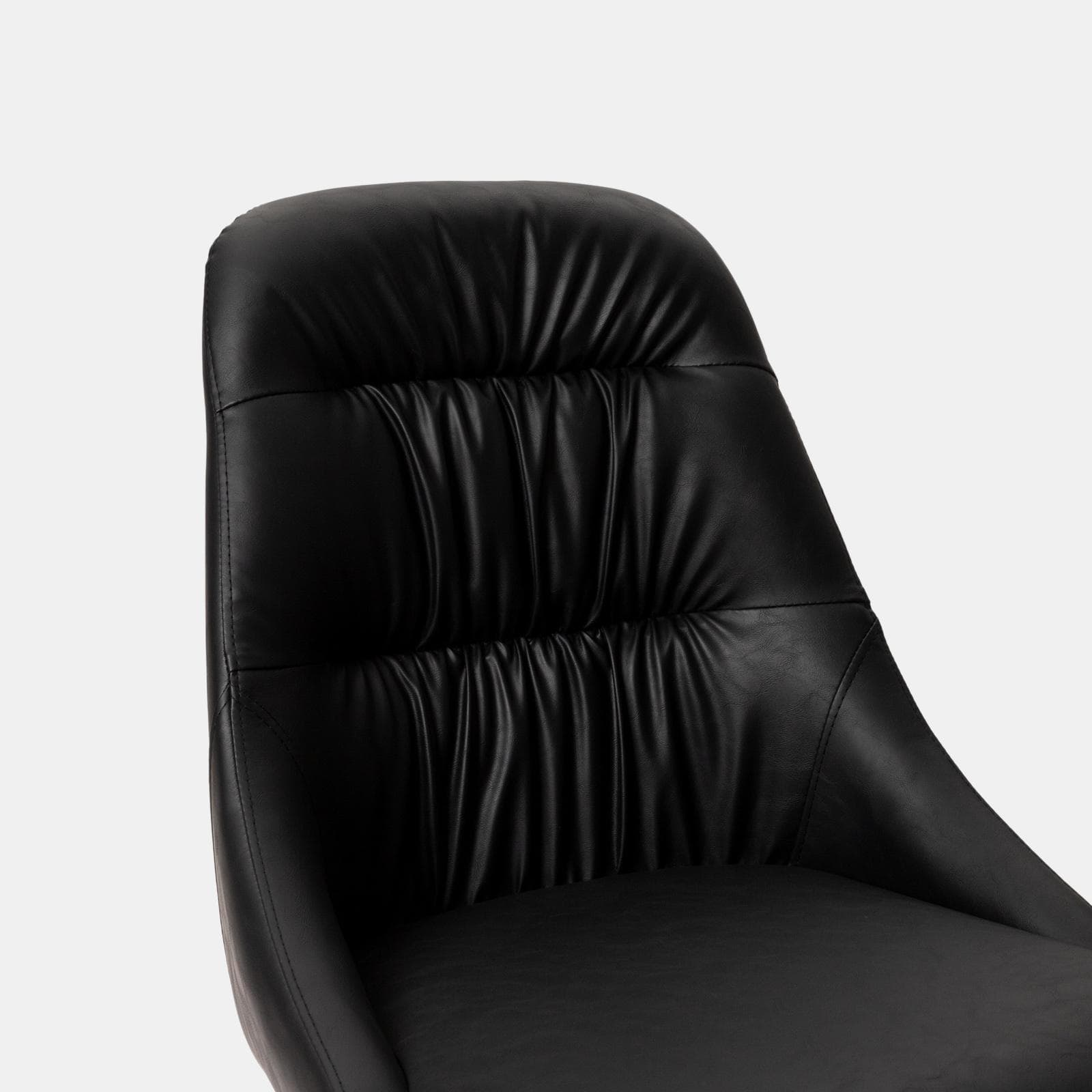 Set 2 sedie in similpelle nera con gambe in metallo nero - Majy
