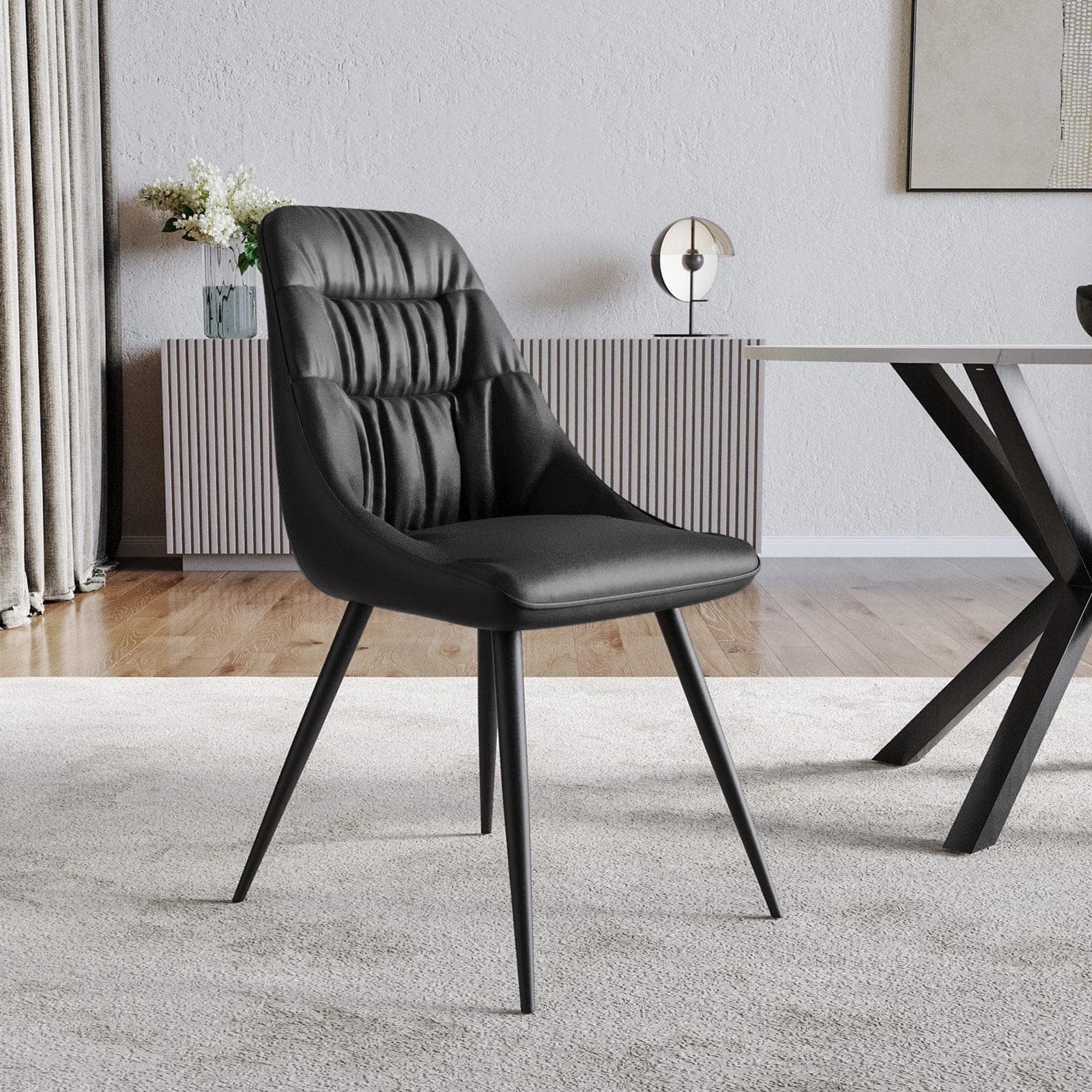 Set 2 sedie in similpelle nera con gambe in metallo nero - Majy