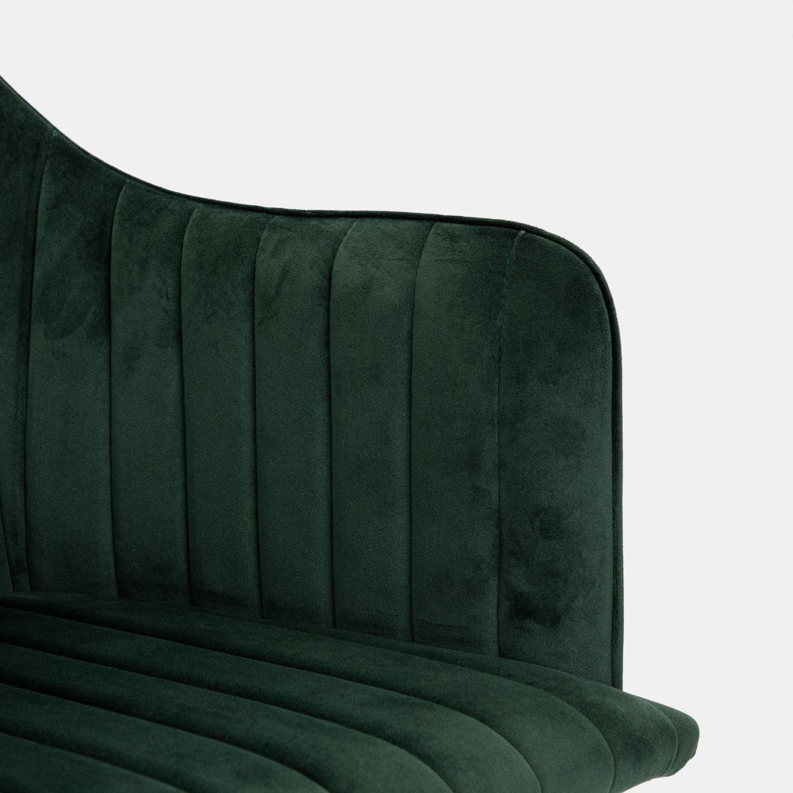 Set 2 sedie in velluto verde scuro e gambe in metallo nero - Vanus