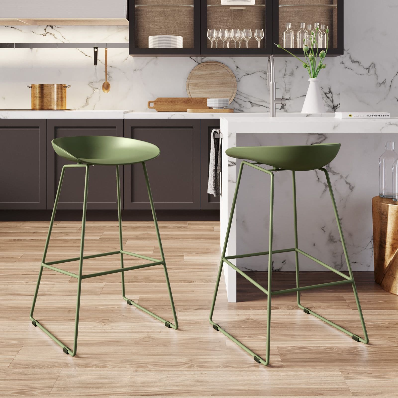 Set 2 sgabelli in polipropilene verde con gambe in metallo - Breccia