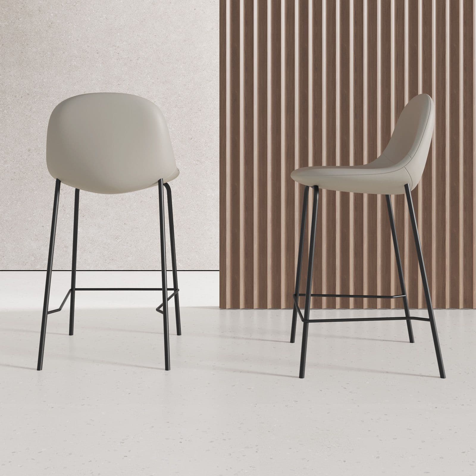 Set 2 sgabelli in similpelle grigio chiaro - Kirda