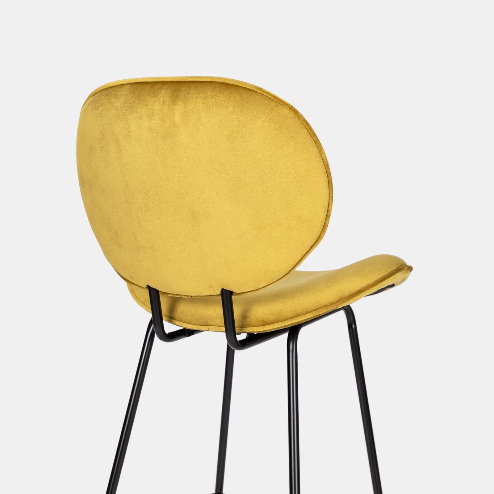 Set 2 sgabelli in velluto oro con gambe in metallo nero - Milva