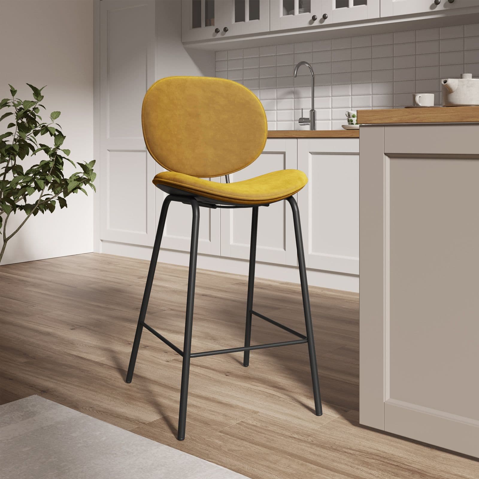 Set 2 sgabelli in velluto oro con gambe in metallo nero - Milva
