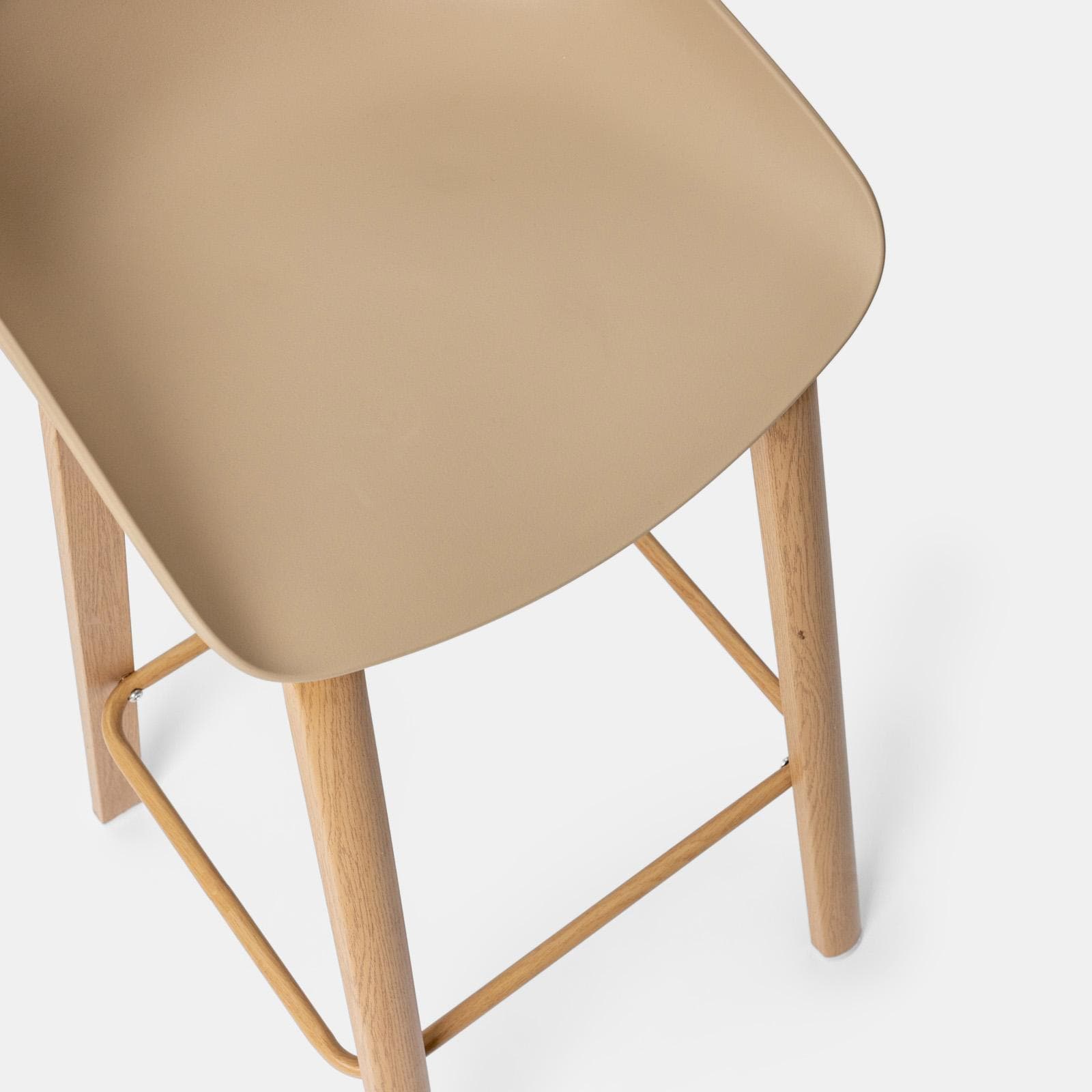 Set 2 sgabelli seduta cappuccino e gambe in metallo effetto legno - Alborg