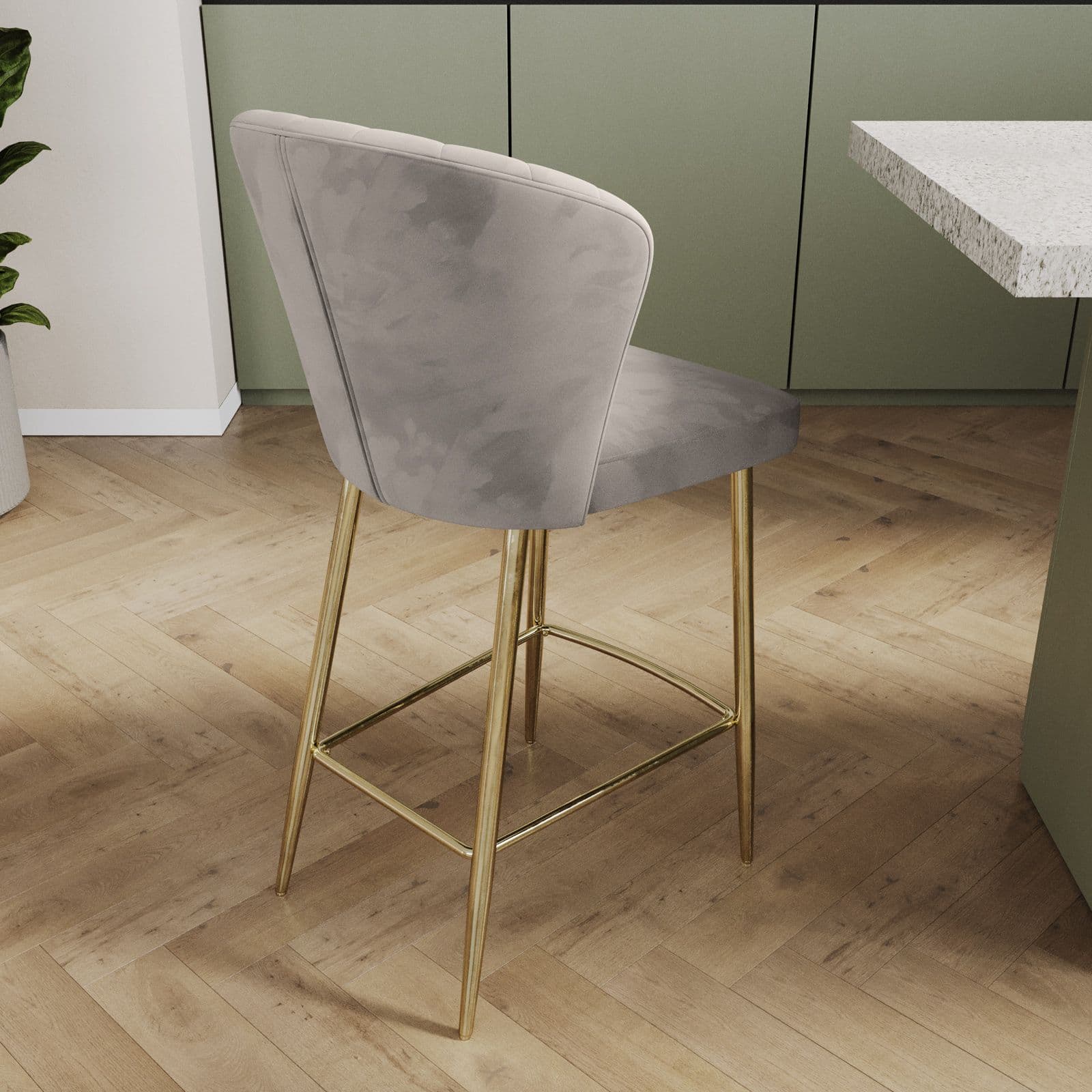 Set 2 sgabelli in velluto grigio chiaro con schienale a conchiglia e gambe in metallo oro - Halima