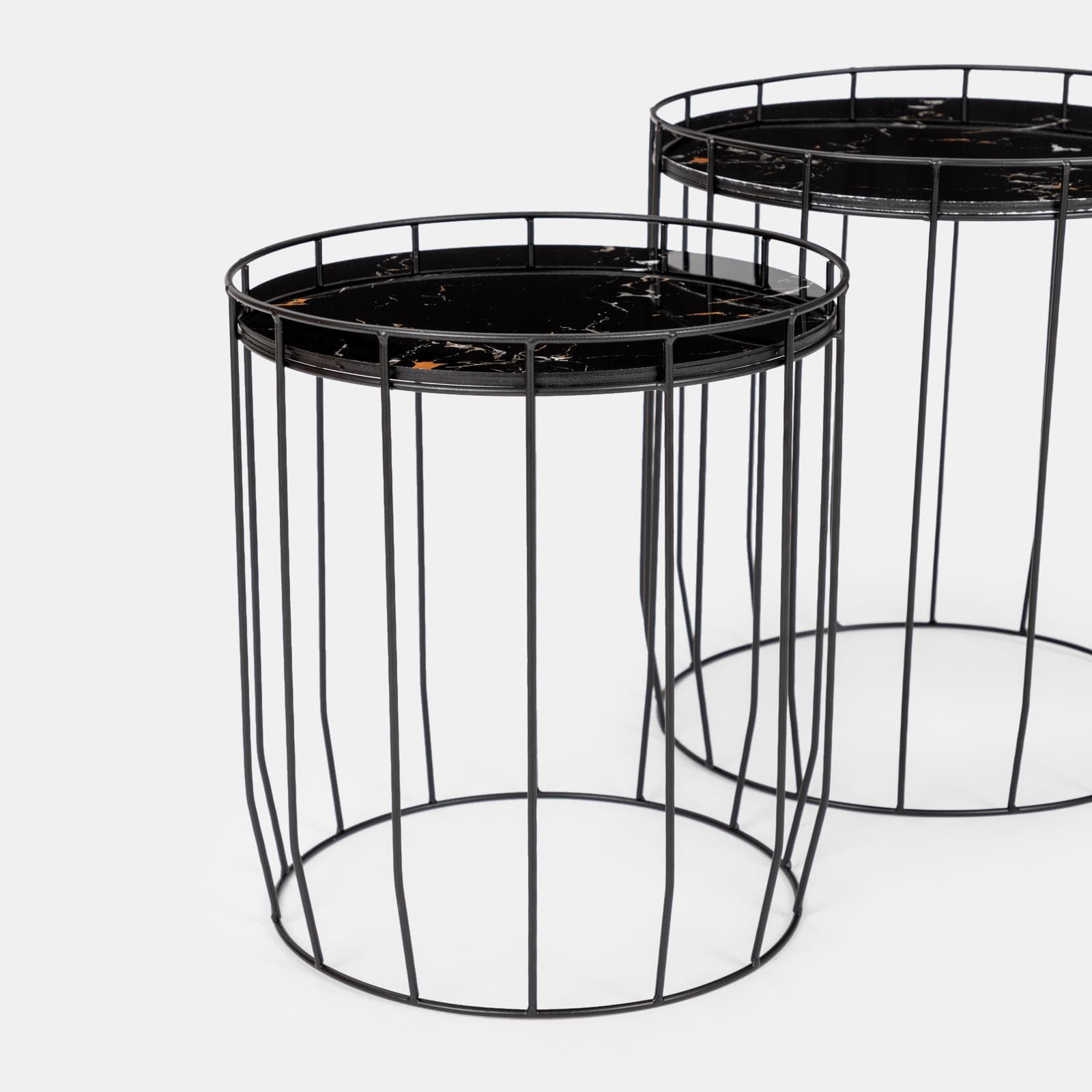 Set 2 tavolini con top effetto marmo e struttura in acciaio nero - Bongo