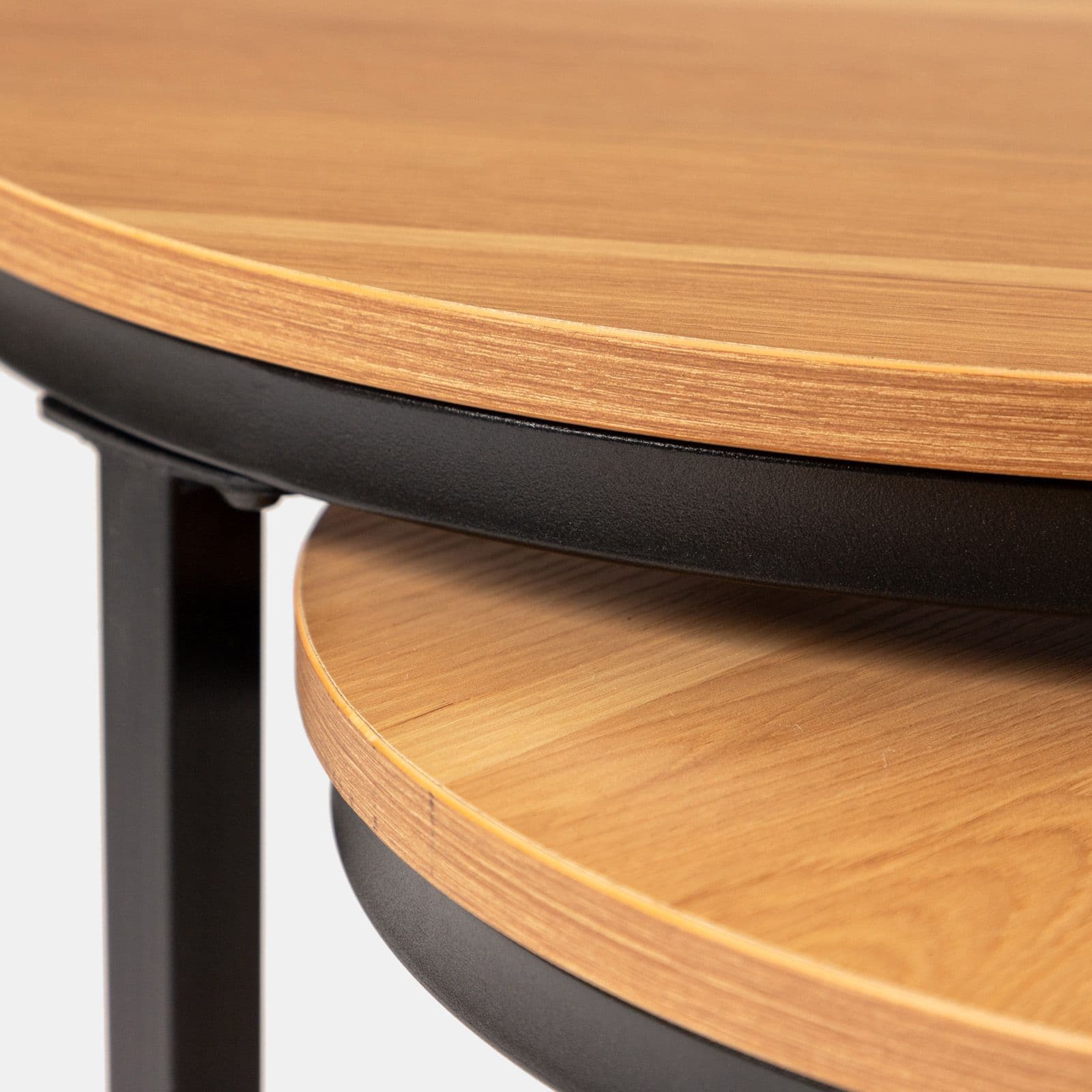 Set 2 tavolini rotondi con piano effetto rovere e struttura in metallo nero - Caio