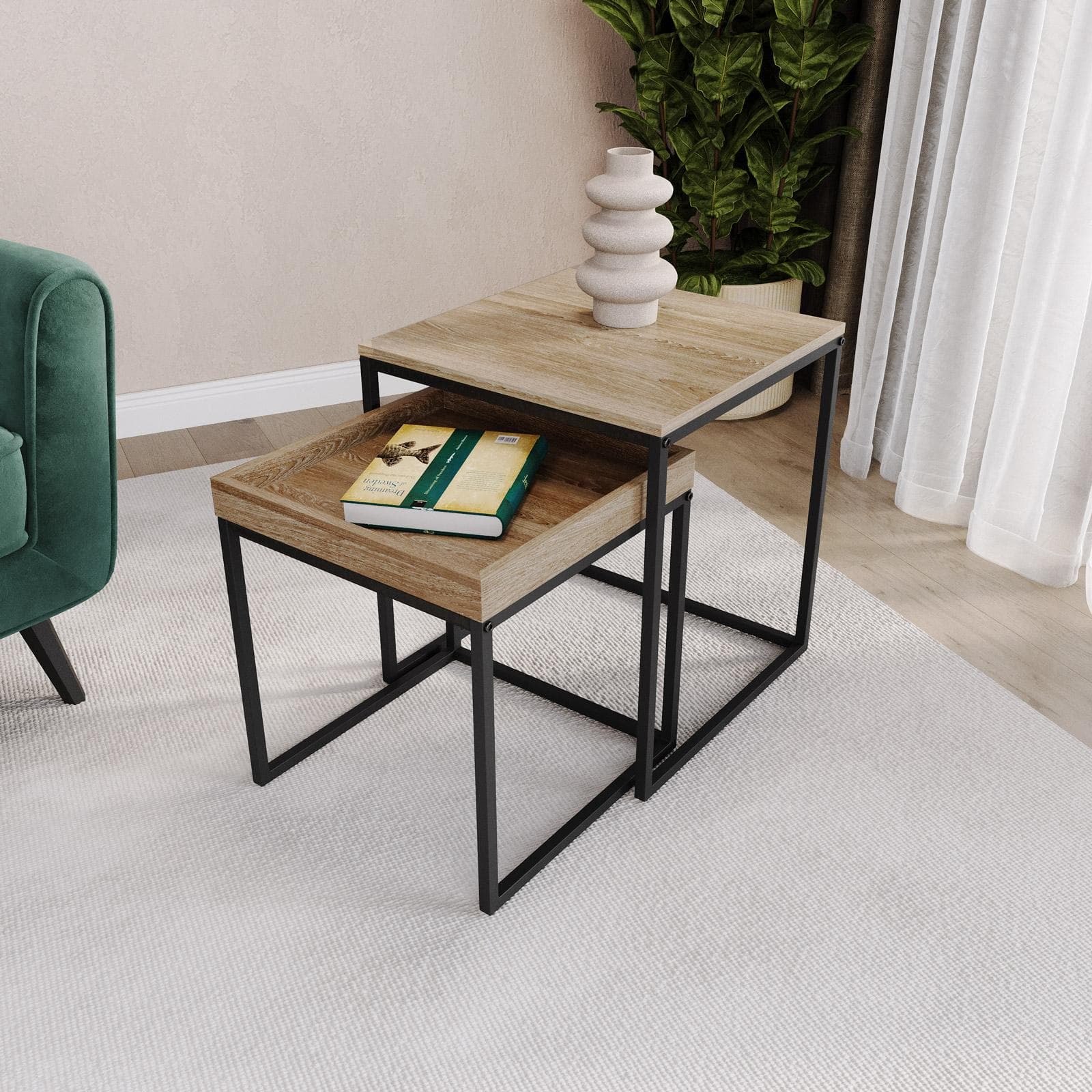 Set 2 tavolini sovrapponibili con top effetto rovere e gambe in metallo nero - Cypress