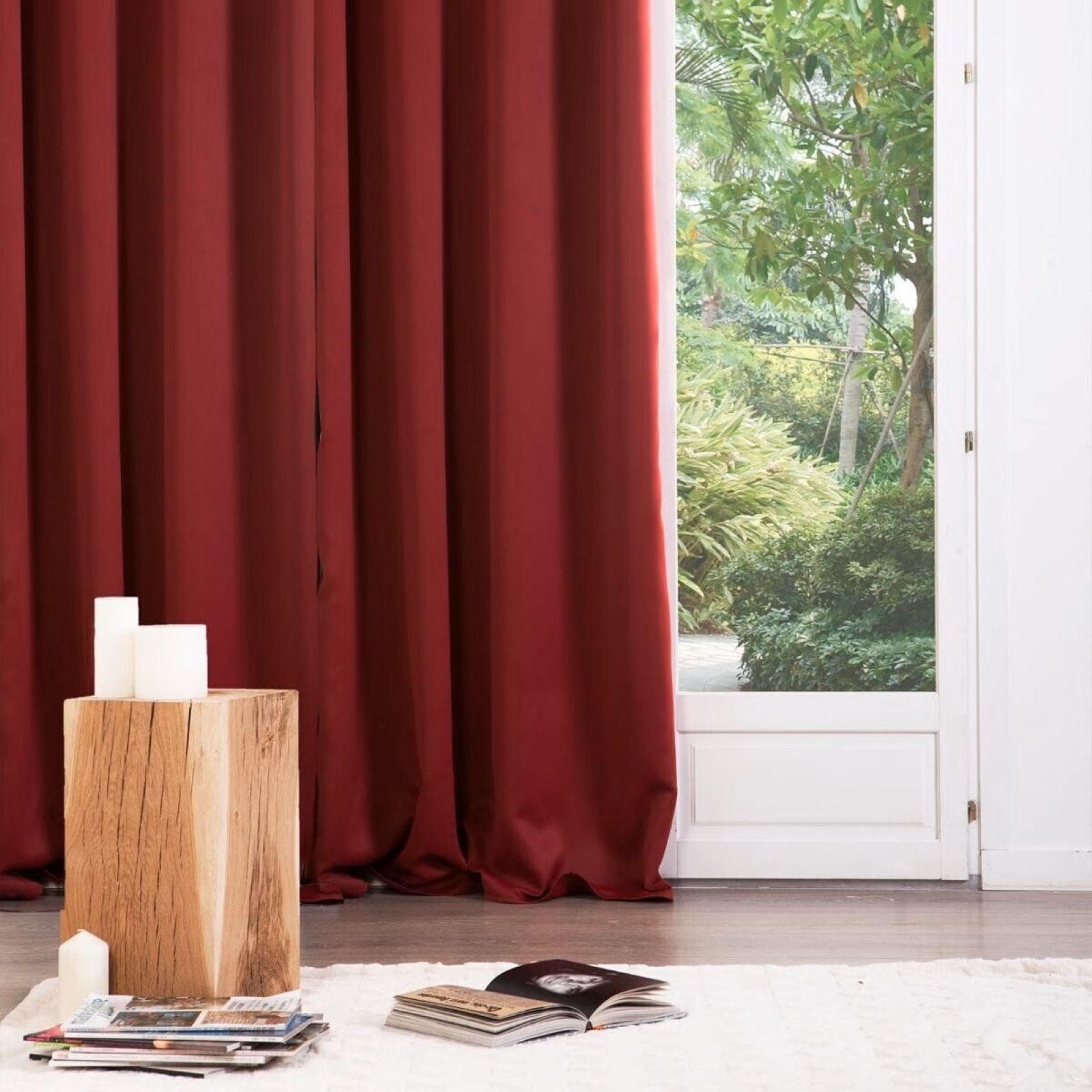 Set 2 tende oscuranti 135x240h cm in tessuto rosso - Kaindy