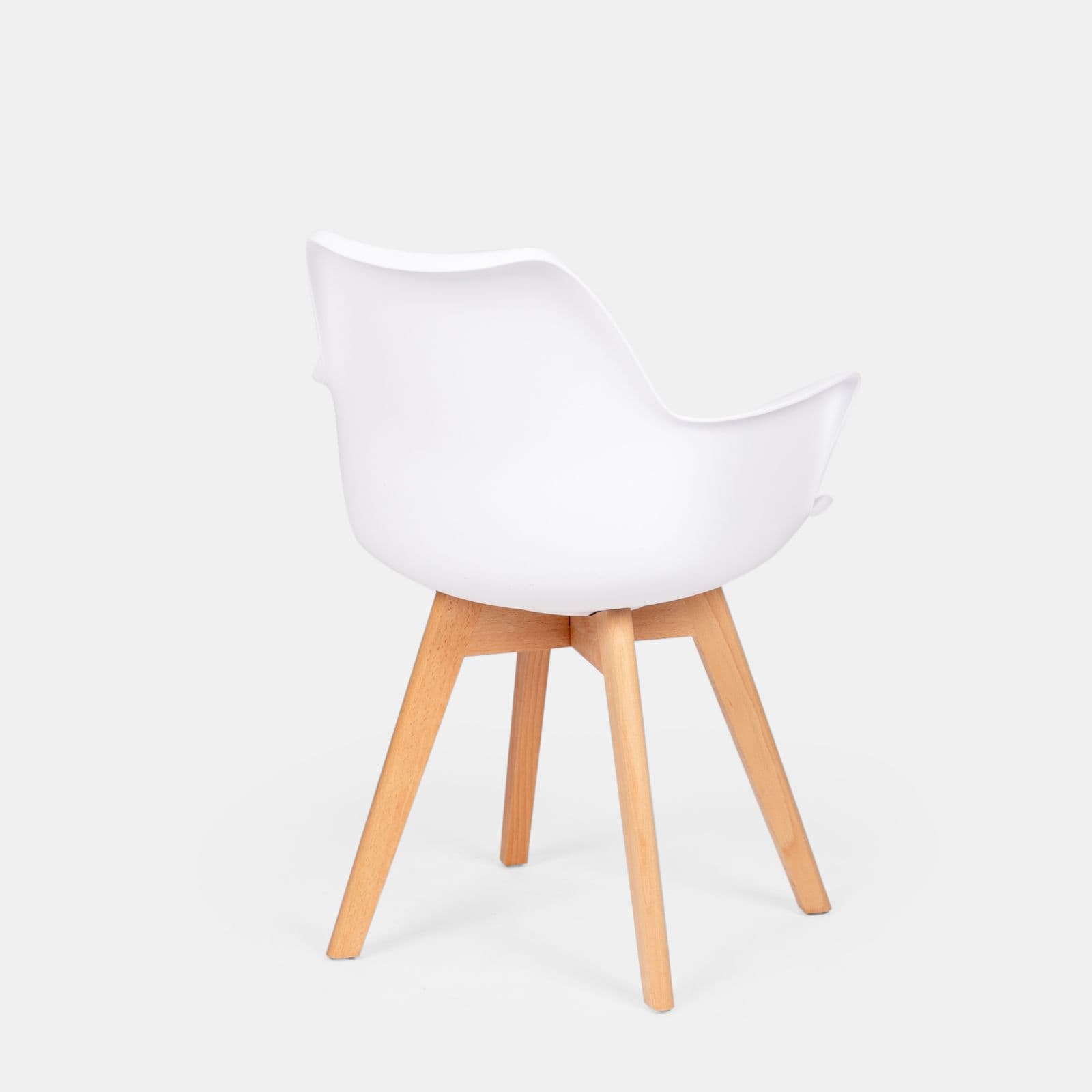 Set 2 sedie in polipropilene bianco con cuscino in similpelle e gambe in legno - Parva