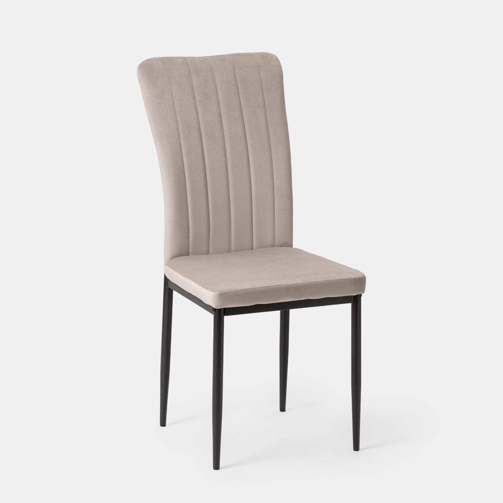 Set 4 sedie con schienale alto in velluto beige e gambe in metallo nero - Madden
