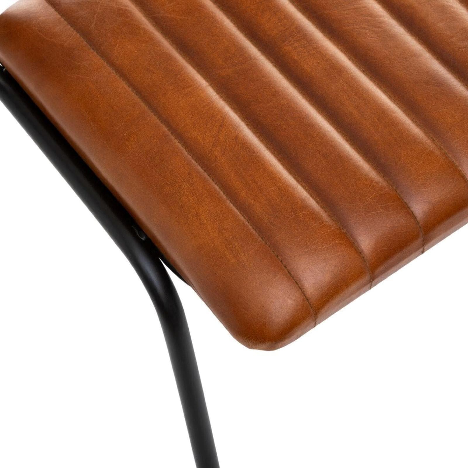 Set 4 sedie impilabili in pelle di bufalo trapuntata cognac e metallo nero - Kavy