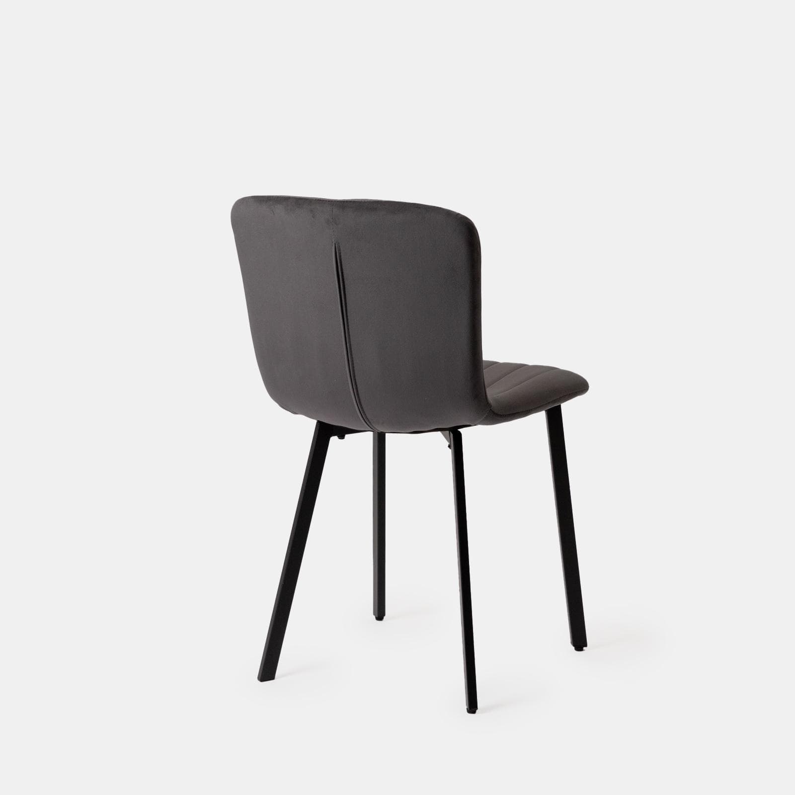 Set 4 sedie in velluto grigio scuro con gambe in metallo nero - Mick