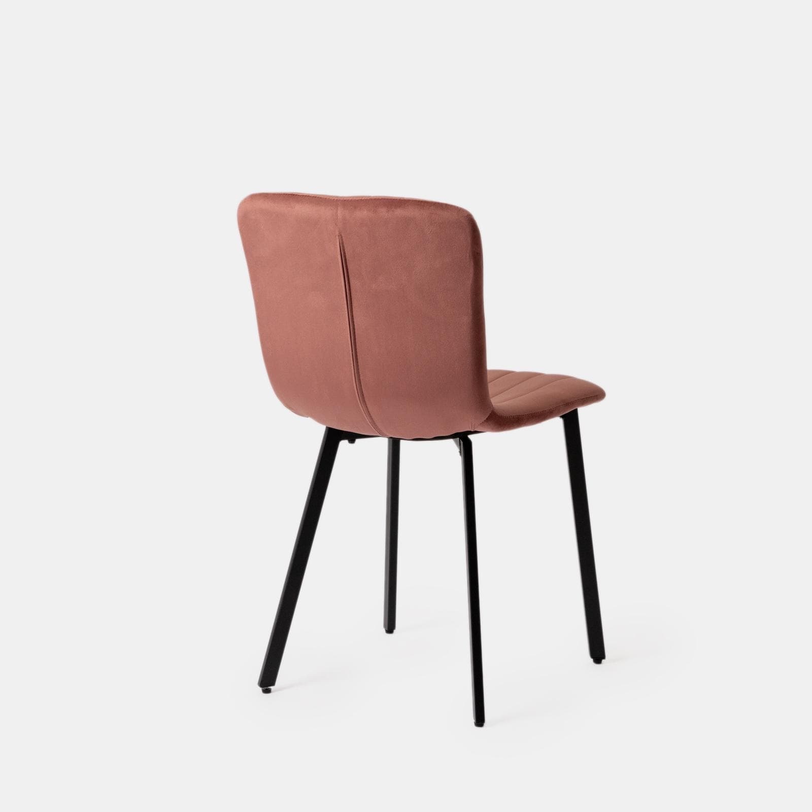 Set 4 sedie in velluto rosa antico con gambe in metallo nero - Mick
