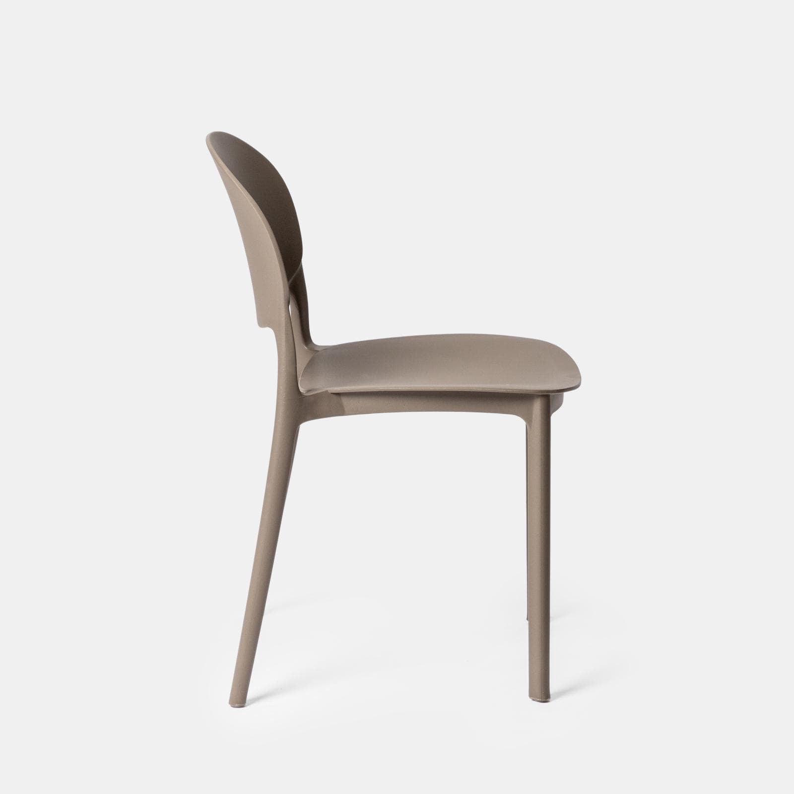Set bistrot con tavolo rotondo 60 cm e 2 sedie impilabili in polipropilene cacao - Tulipano