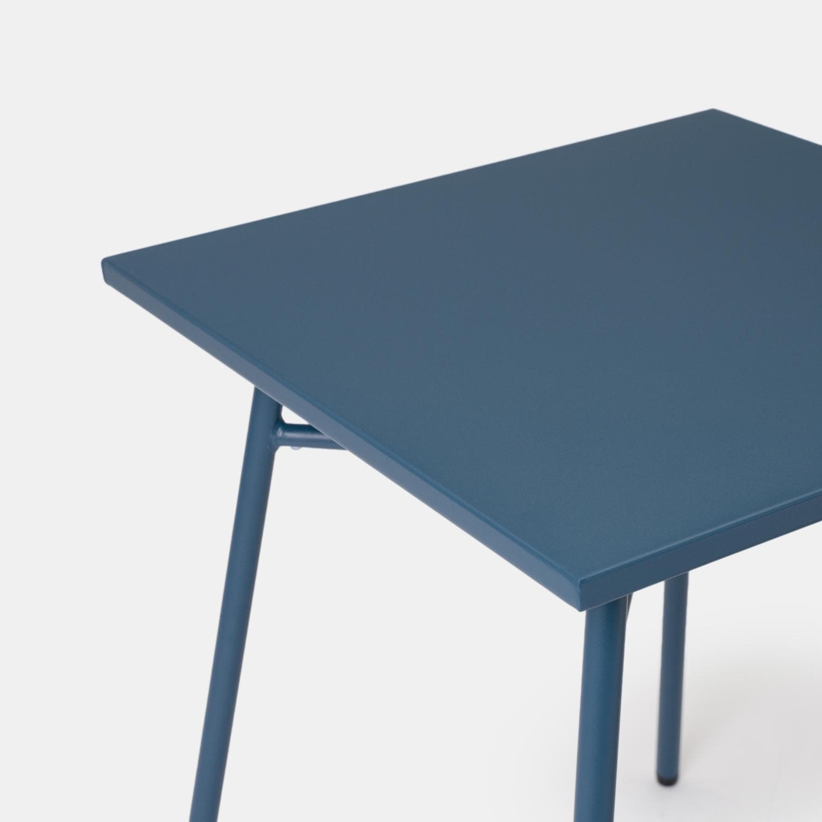 Set bistrot con tavolo 60x60 cm e 2 sedie con braccioli in acciaio blu oceano - Faber
