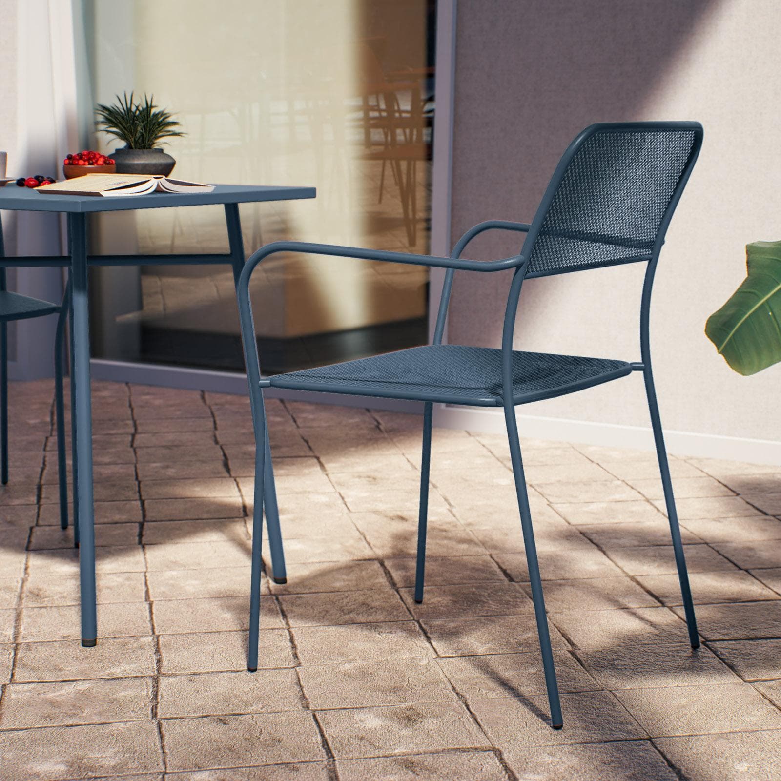 Set bistrot con tavolo 60x60 cm e 2 sedie con braccioli in acciaio blu oceano - Faber