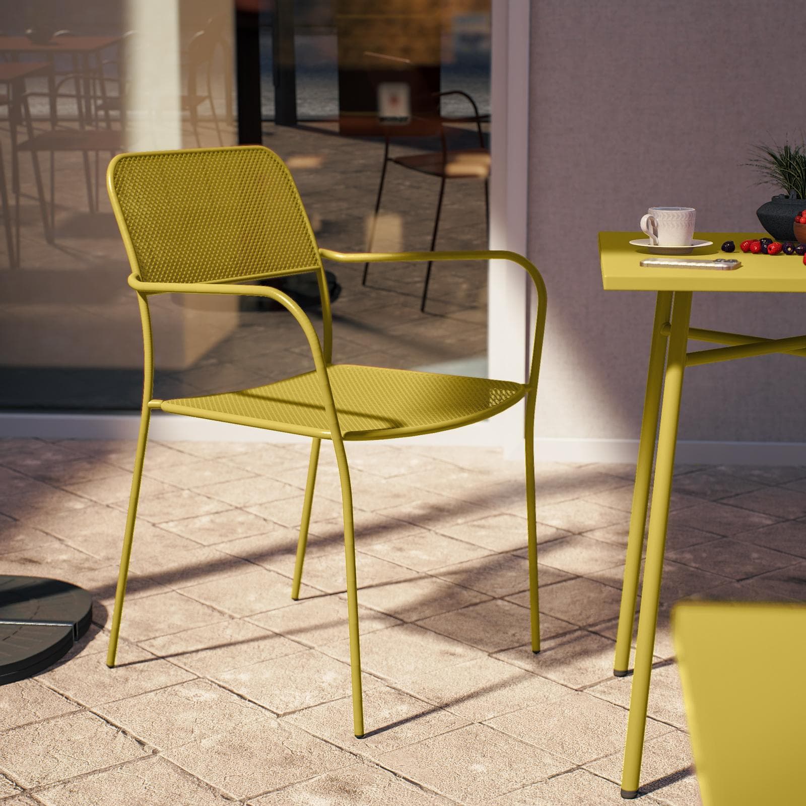 Set bistrot con tavolo 60x60 cm e 2 sedie con braccioli in acciaio senape - Faber