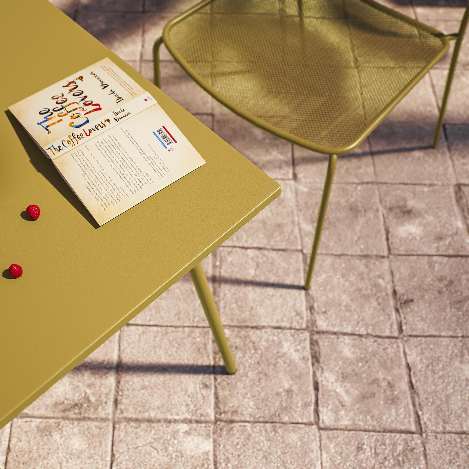 Set bistrot con tavolo 60x60 cm e 2 sedie in acciaio senape - Faber