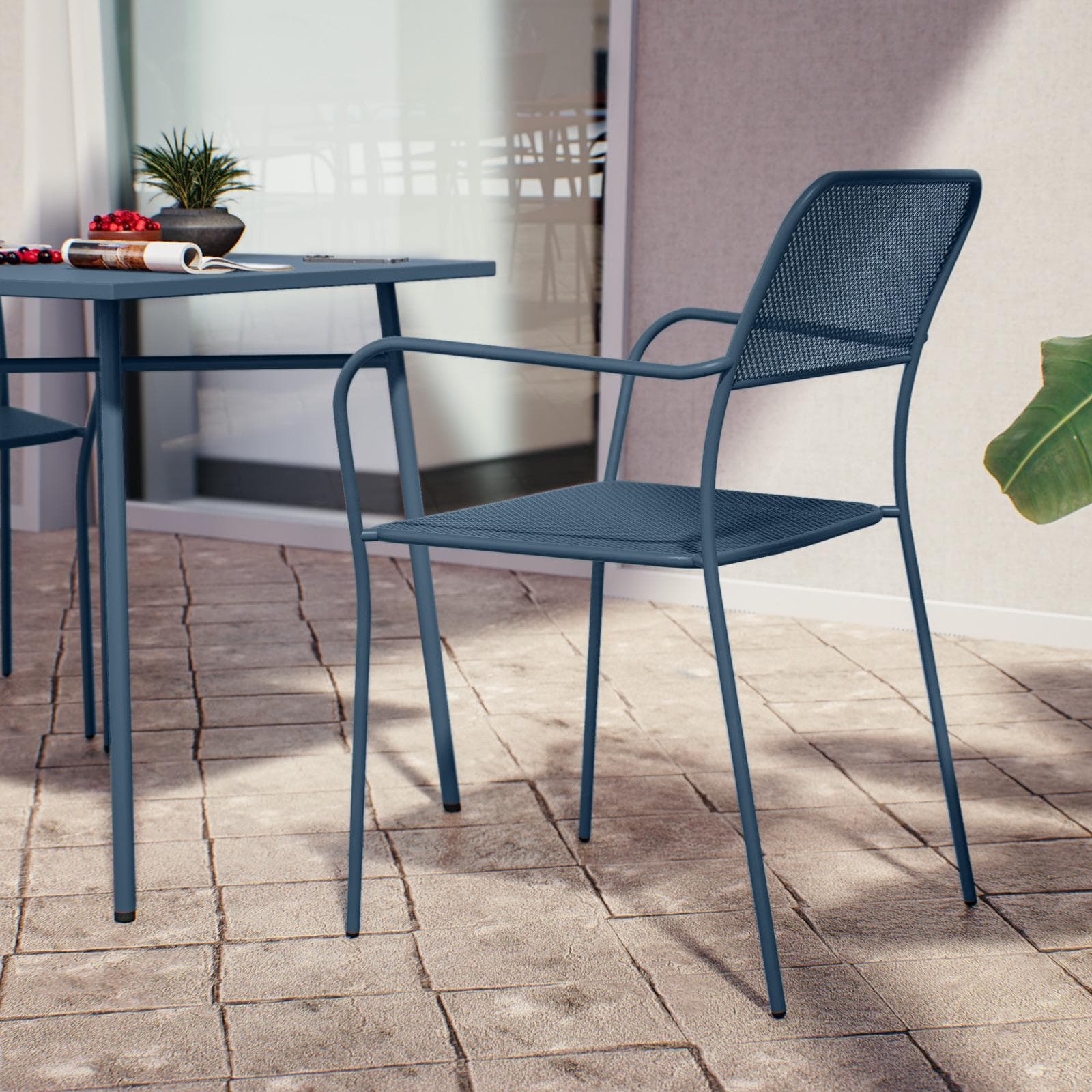 Set bistrot con tavolo 70x70 cm e 2 sedie con braccioli in acciaio blu oceano - Faber