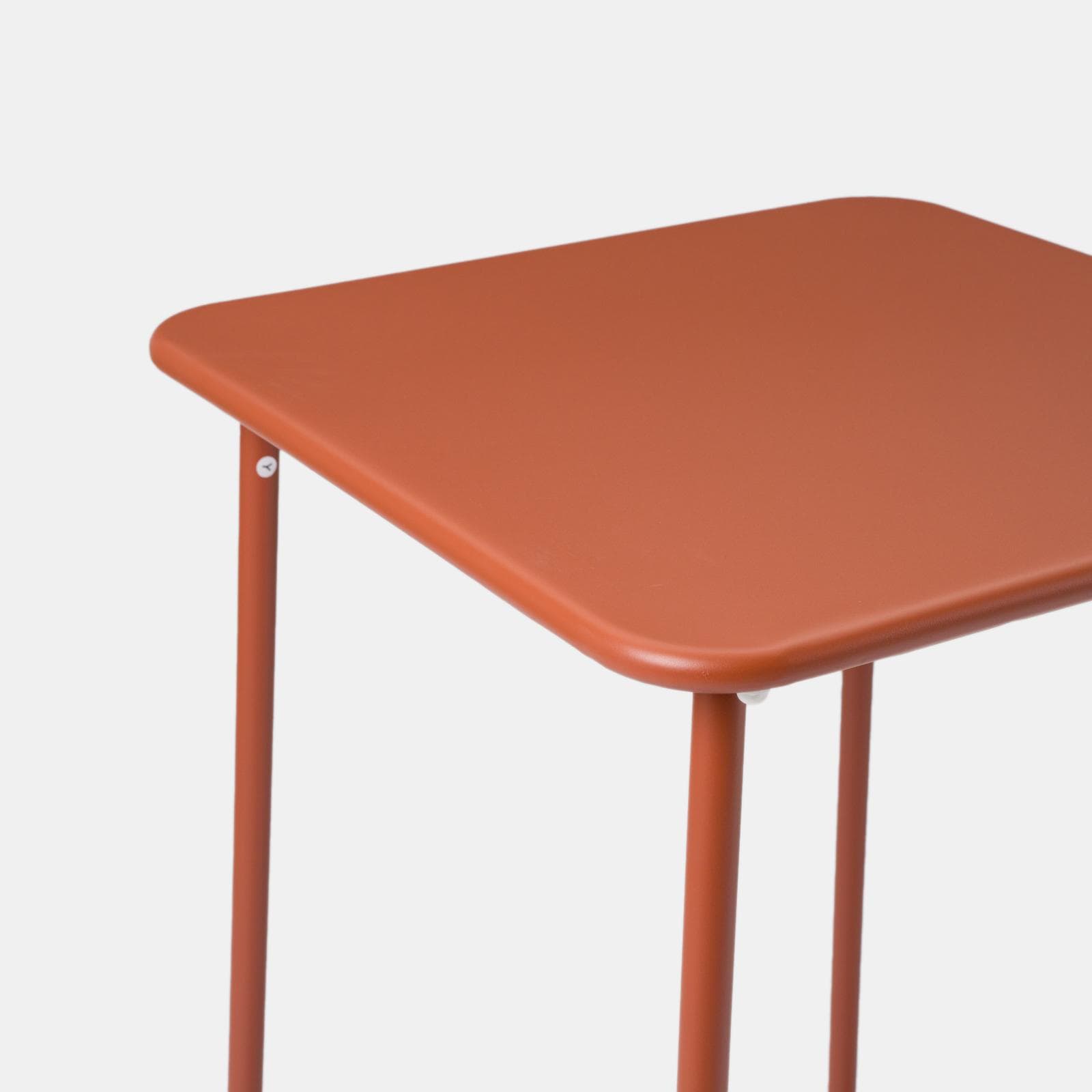 Set bistrot con tavolo alto 60x60 cm e 2 sgabelli in acciaio terracotta - Faber