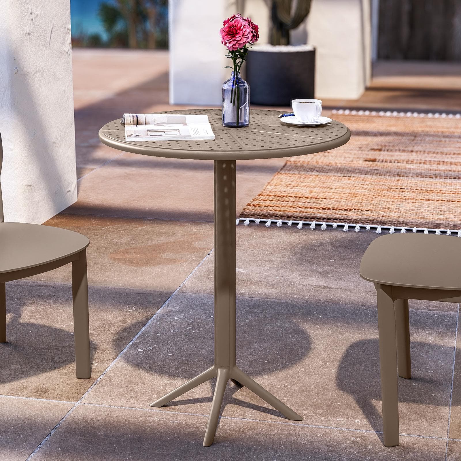 Set bistrot tavolo rotondo 60 cm e 2 sedie impilabili in polipropilene cacao - Sonny