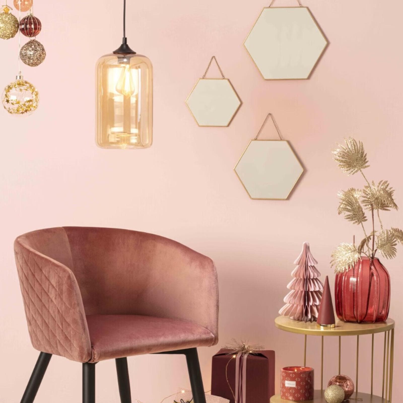 Set di 3 specchi esagonali con cornice dorata