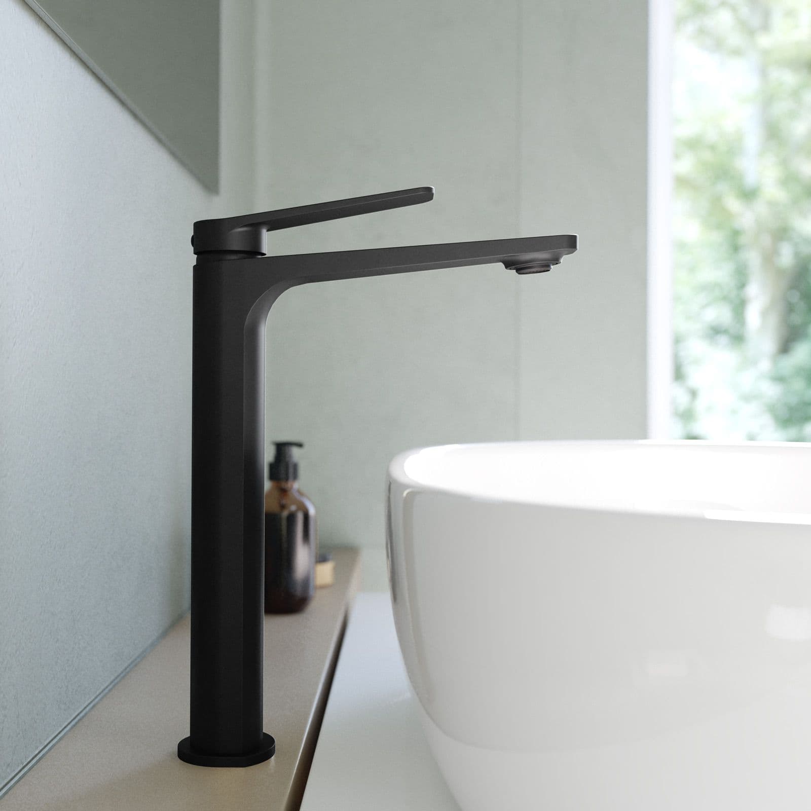 Set lavabo alto e bidet con incasso doccia in ottone nero opaco - Nocta