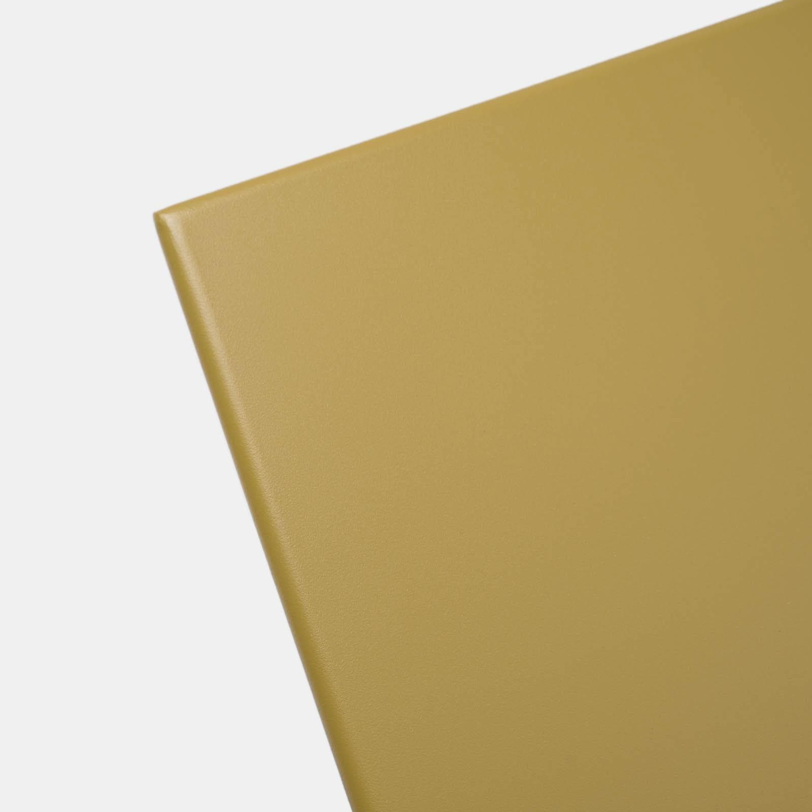 Set pranzo con tavolo 120x70 cm e 4 sedie con braccioli in acciaio senape - Faber