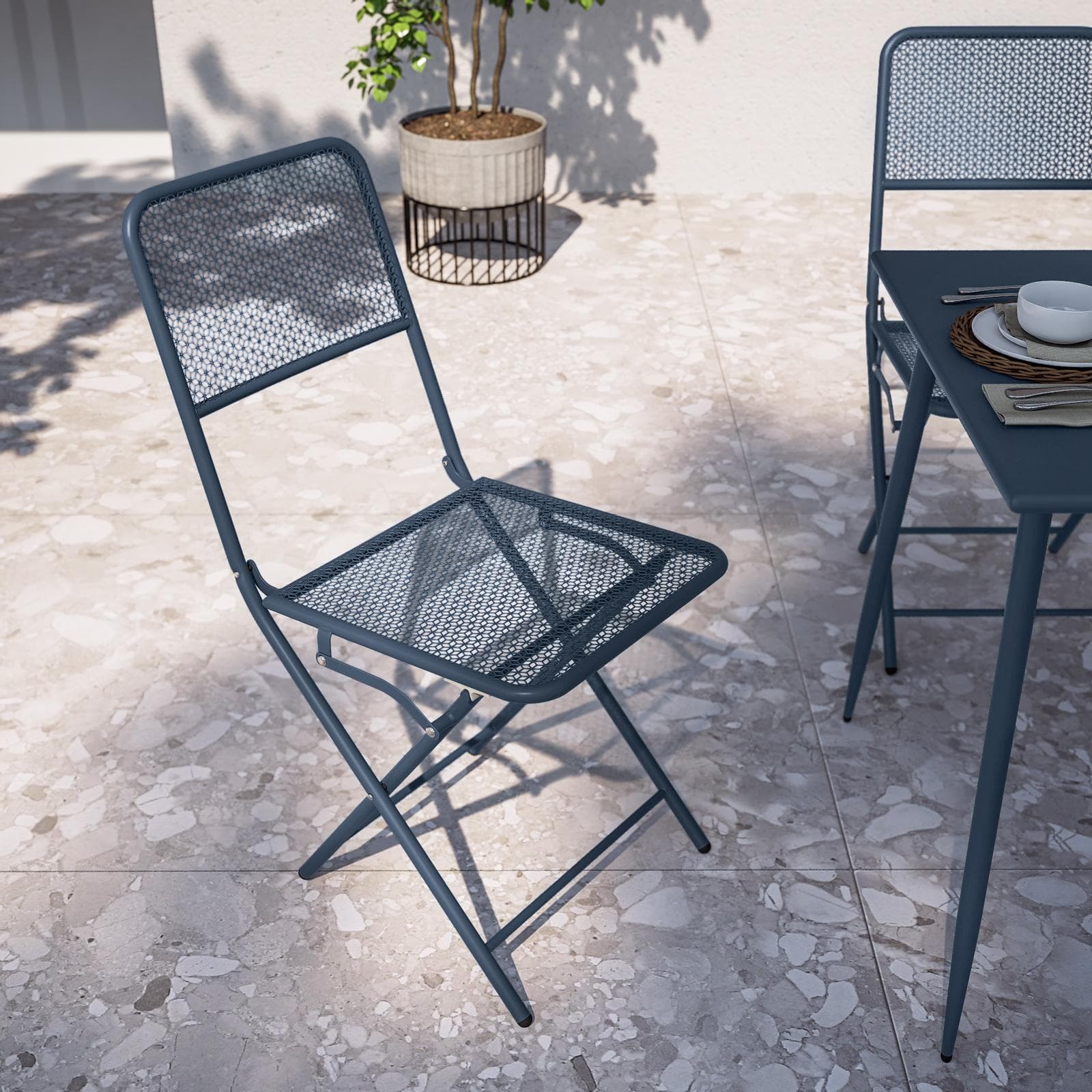 Set pranzo con tavolo 120x70 cm e 4 sedie pieghevoli in acciaio blu oceano - Faber