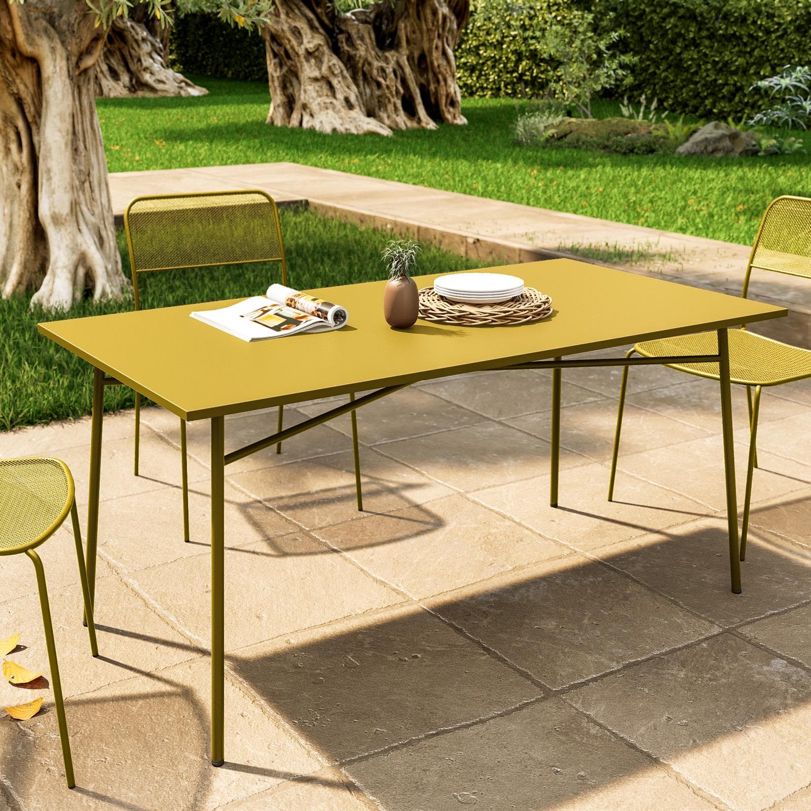 Set pranzo con tavolo 150x80 cm e 4 sedie in acciaio senape - Faber