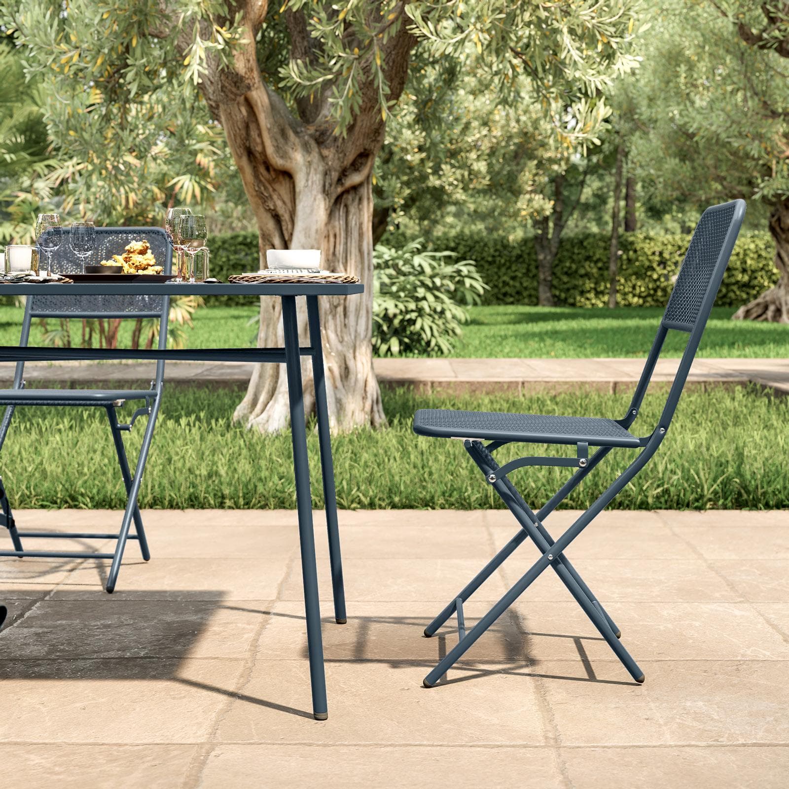 Set pranzo con tavolo 150x80 cm e 4 sedie pieghevoli in acciaio blu oceano - Faber