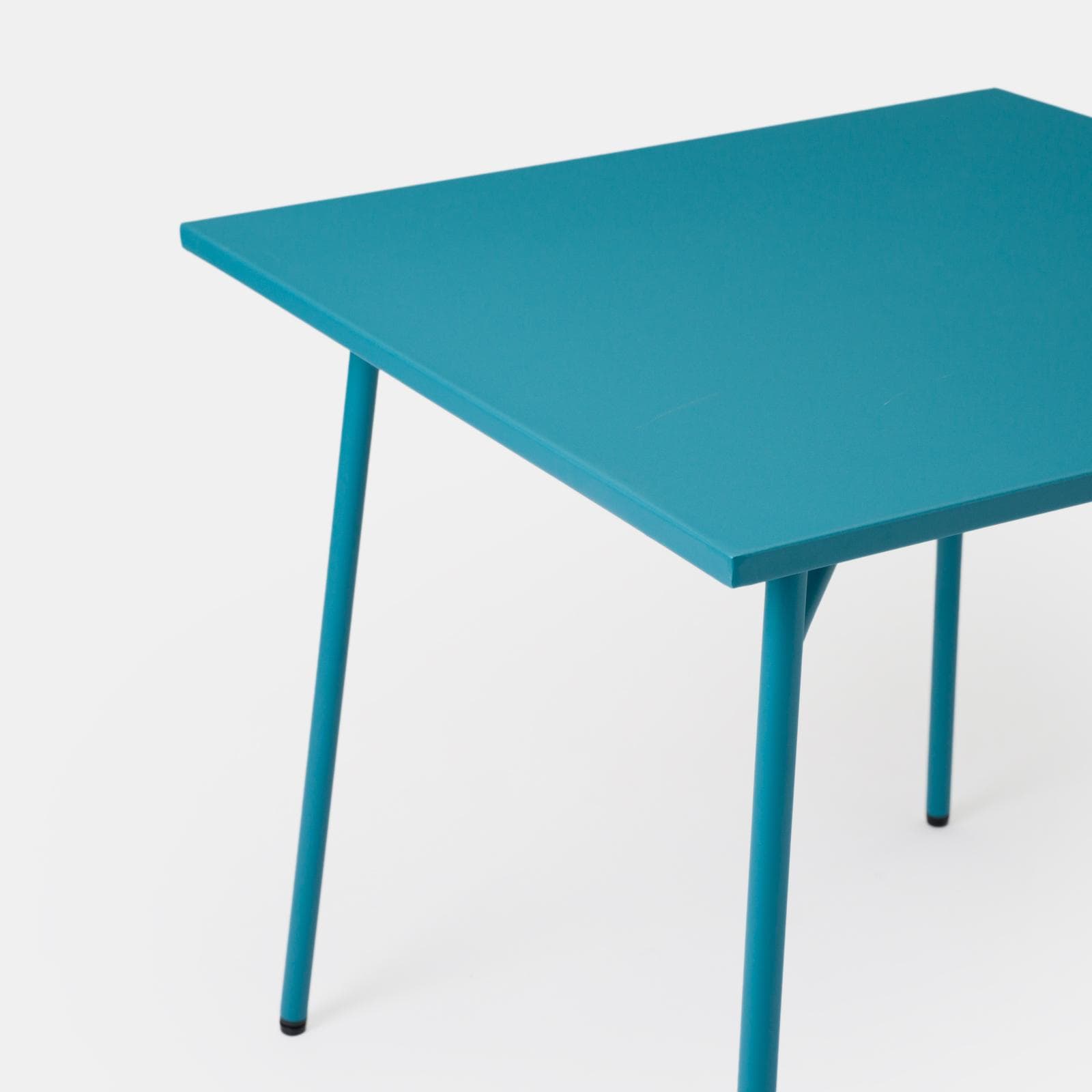 Set pranzo con tavolo 80x80 cm e 4 sedie con braccioli in acciaio blu maldive - Faber