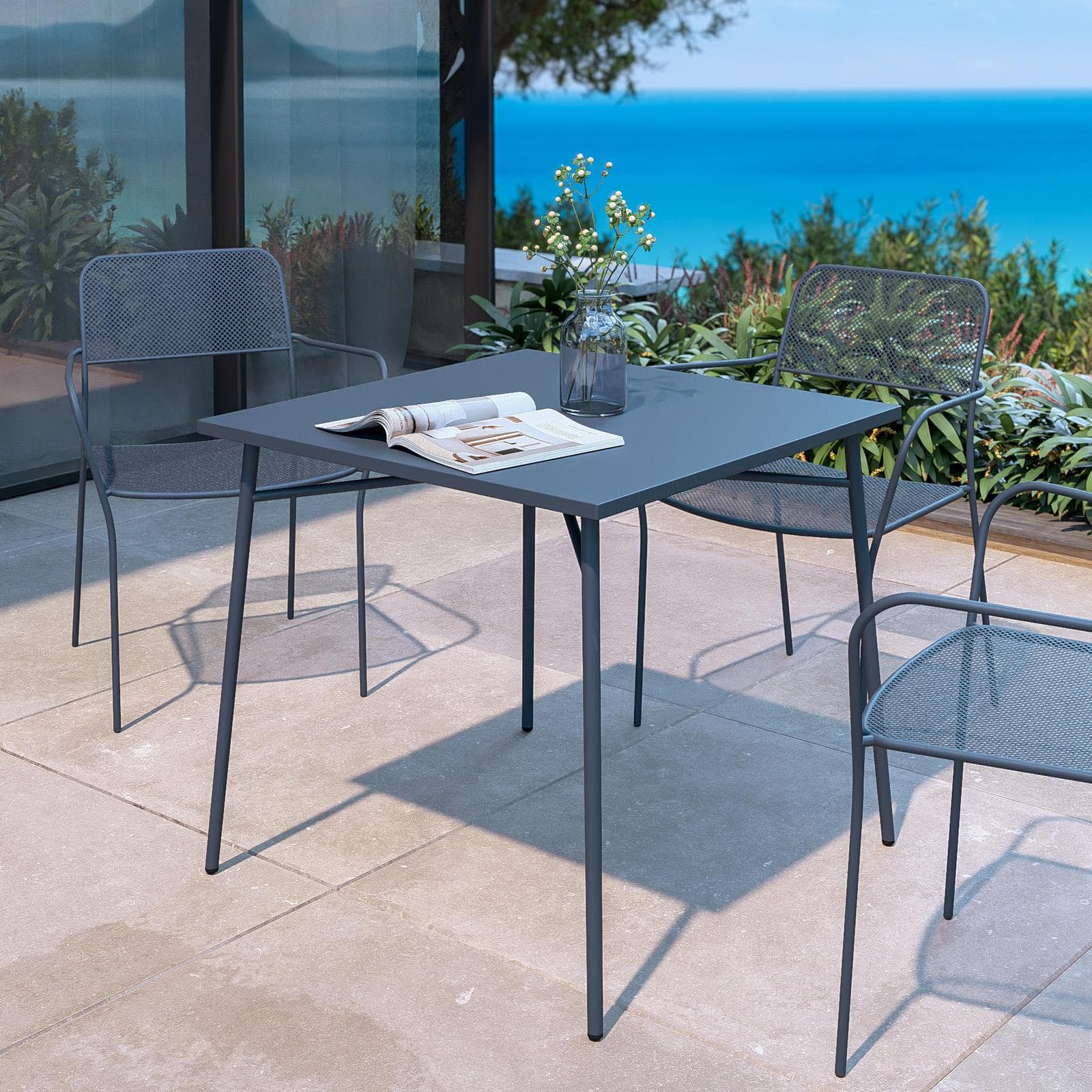 Set pranzo con tavolo 80x80 cm e 4 sedie con braccioli in acciaio blu oceano - Faber