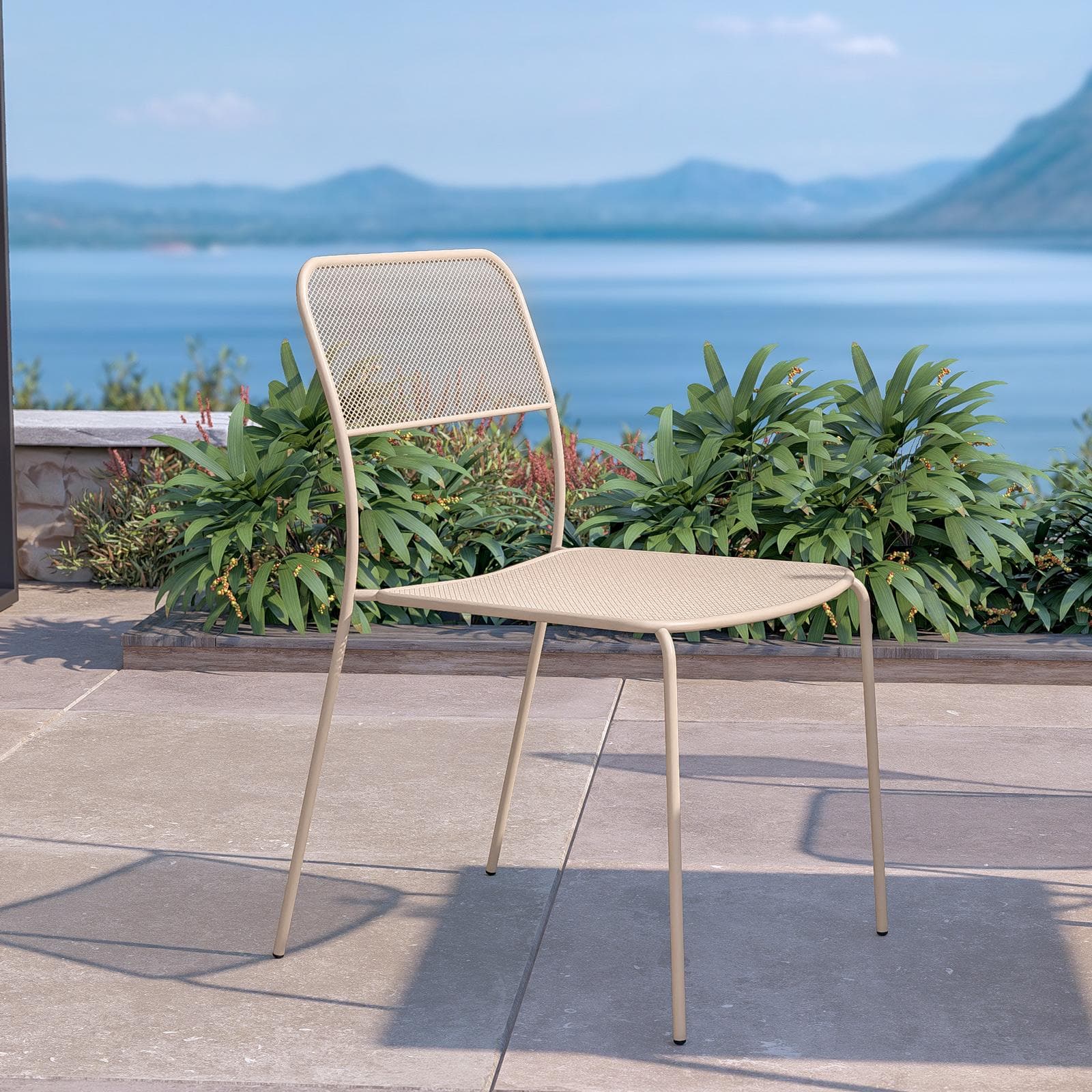 Set pranzo con tavolo 80x80 cm e 4 sedie in acciaio vaniglia - Faber