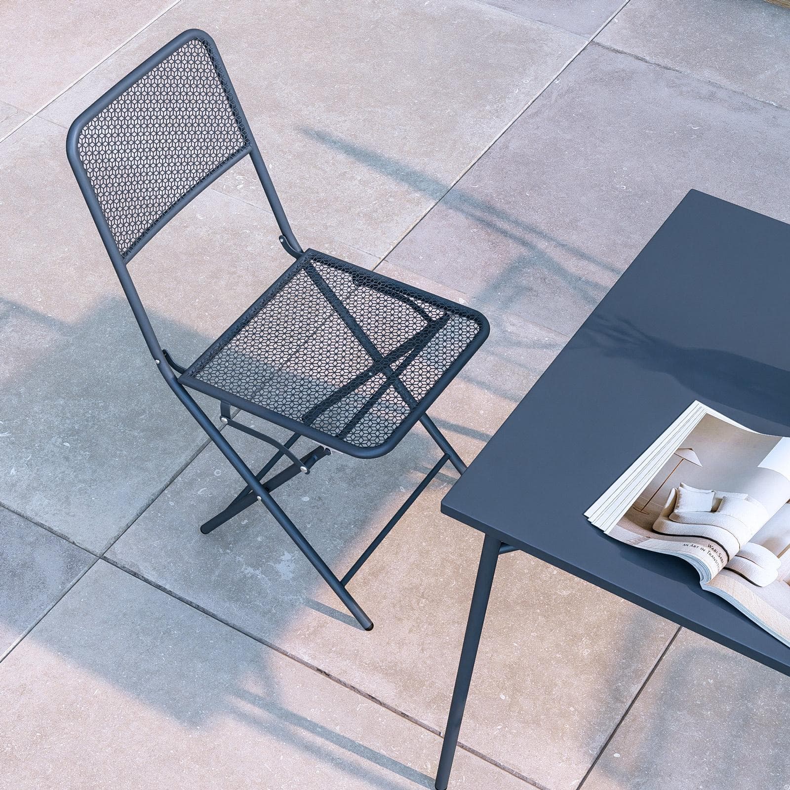 Set pranzo con tavolo 80x80 cm e 4 sedie pieghevoli in acciaio blu oceano - Faber