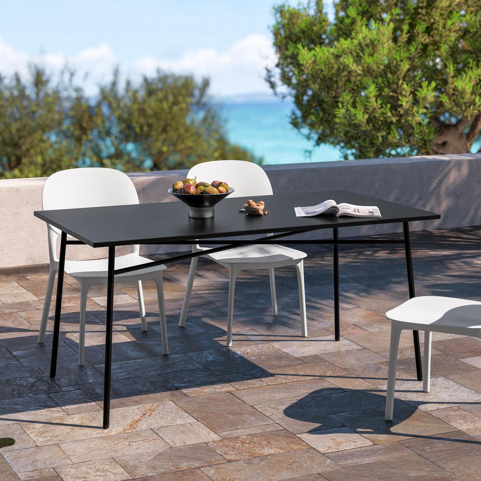 Set pranzo tavolo 150x80 cm in acciaio nero e 4 sedie in polipropilene bianco - Paint