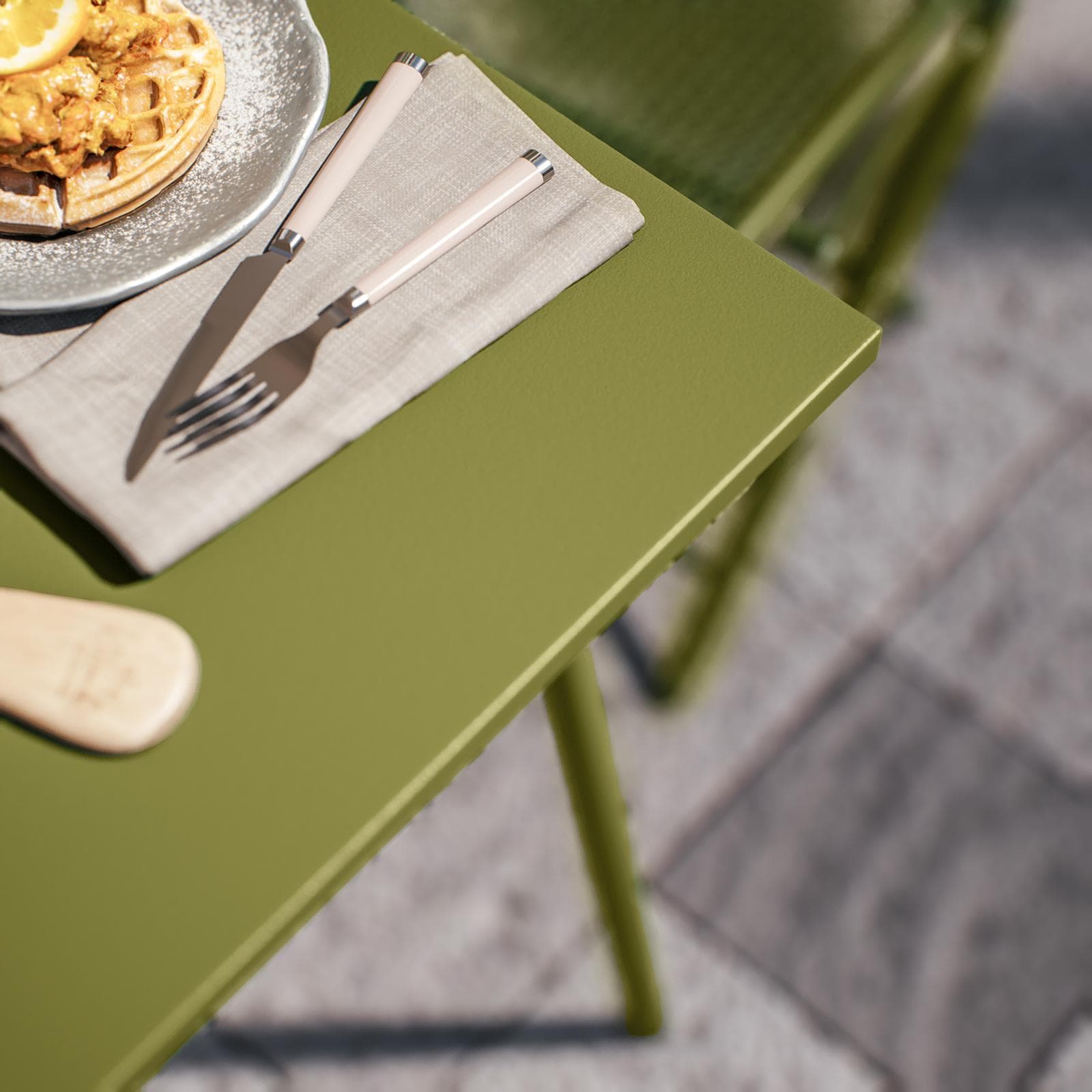 Set bistrot tavolo 70x70 cm e 2 sedie pieghevoli in acciaio verde oliva - Faber