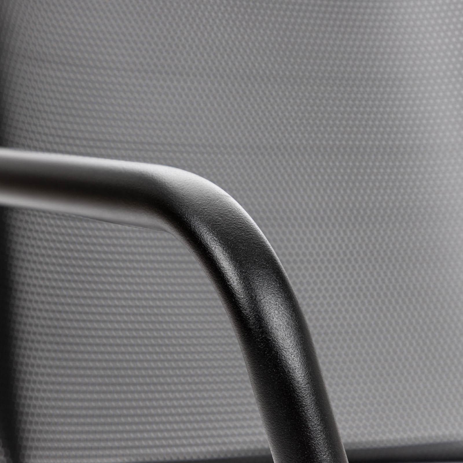 Set bistrot tavolo 70x70 cm e 2 sedie con braccioli squadrate in metallo nero - Dama