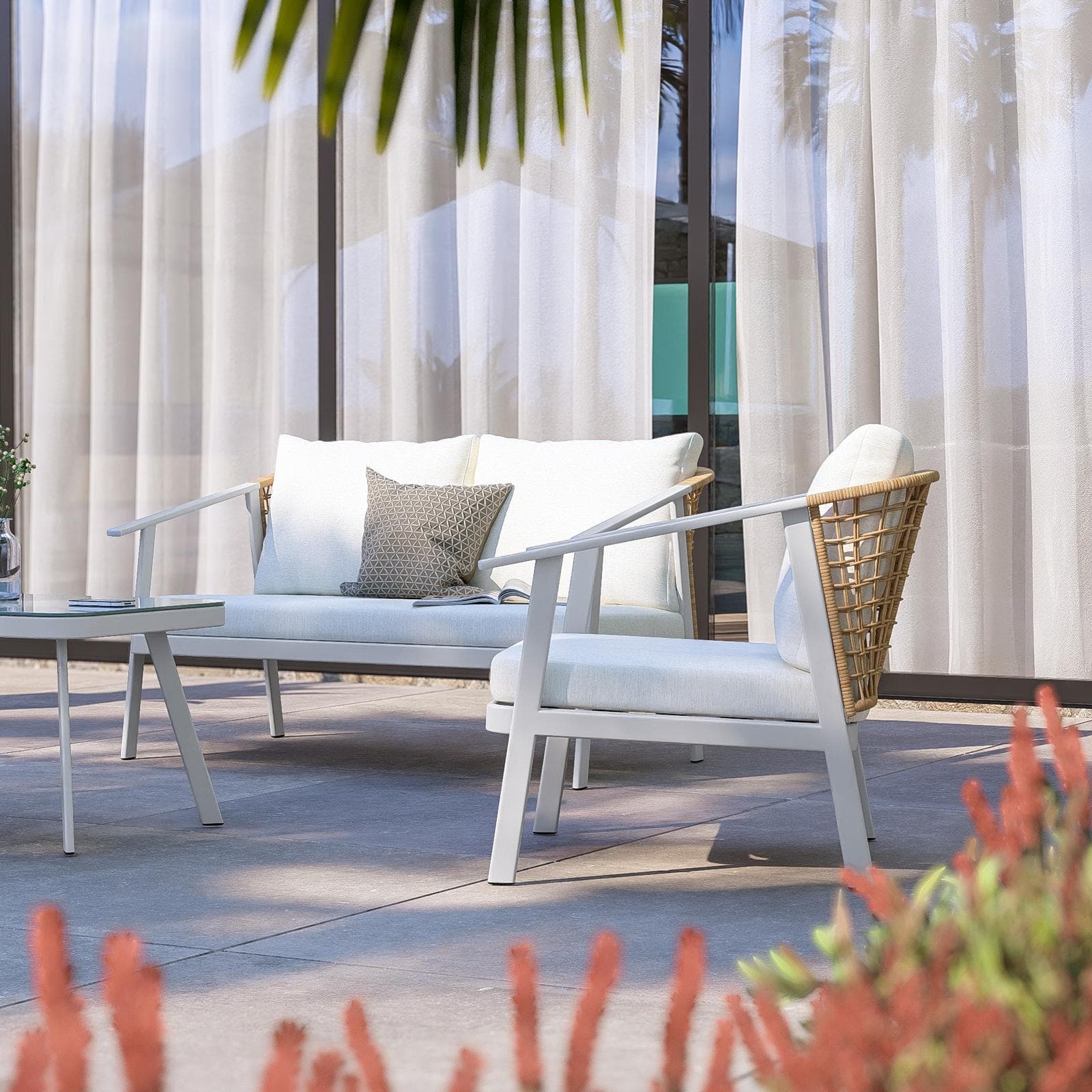 Set relax 4 posti in acciaio bianco con schienale in polyrattan naturale e cuscini - Niclim