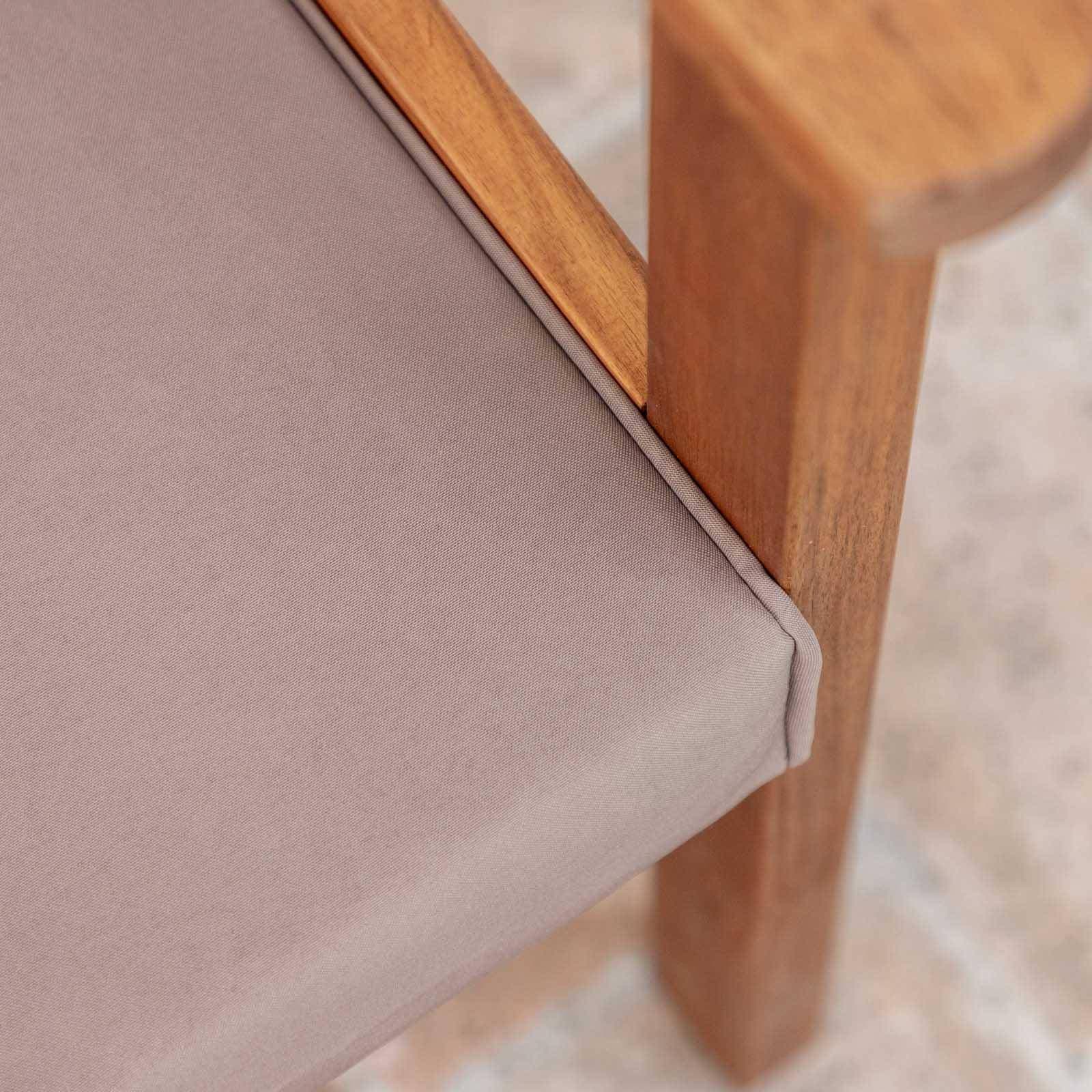 Set relax divano due poltrone e tavolino da caffè in legno di acacia con cuscini imbottiti - Paja