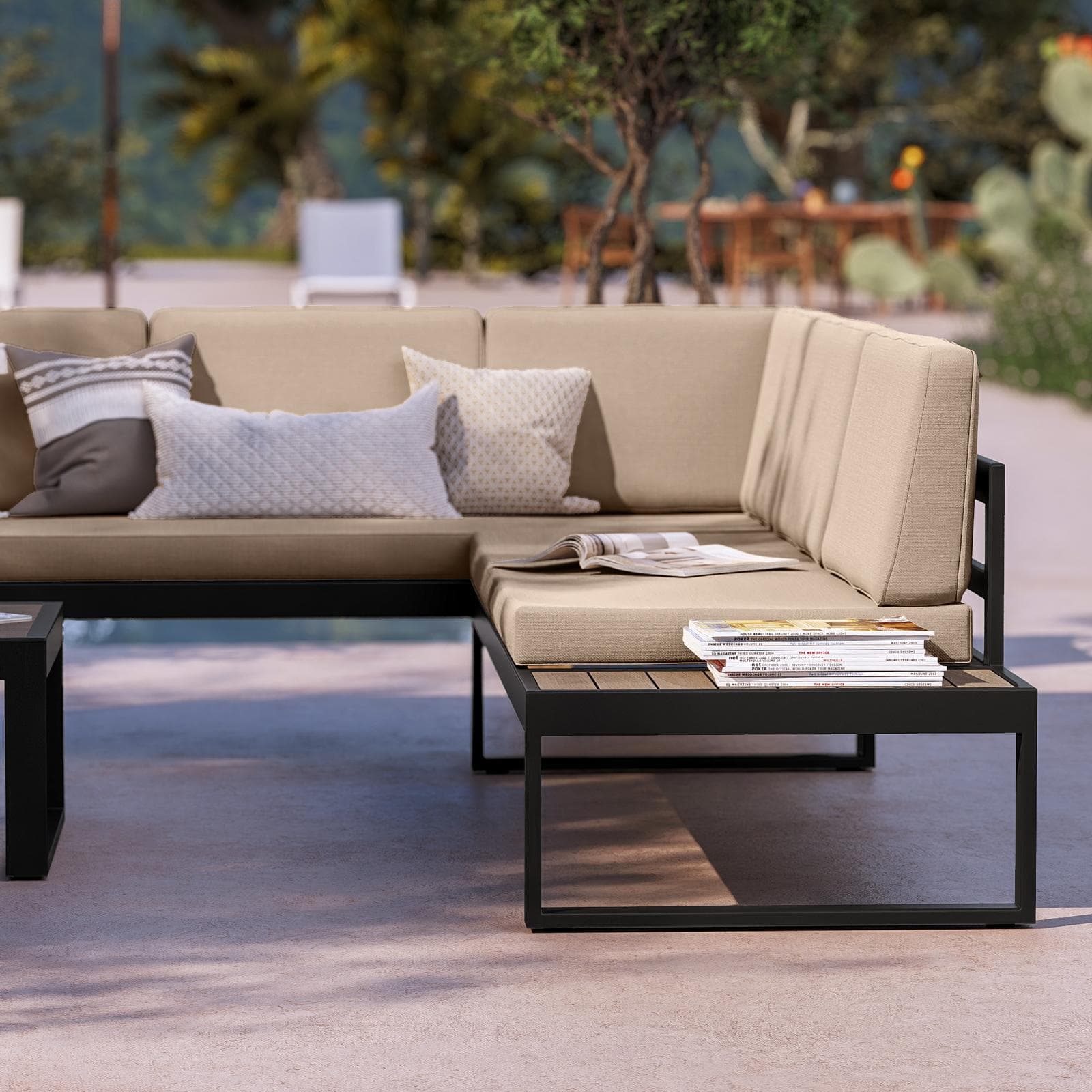 Set relax con divano angolare e tavolino in alluminio antracite con cuscini ecrù - Kavos