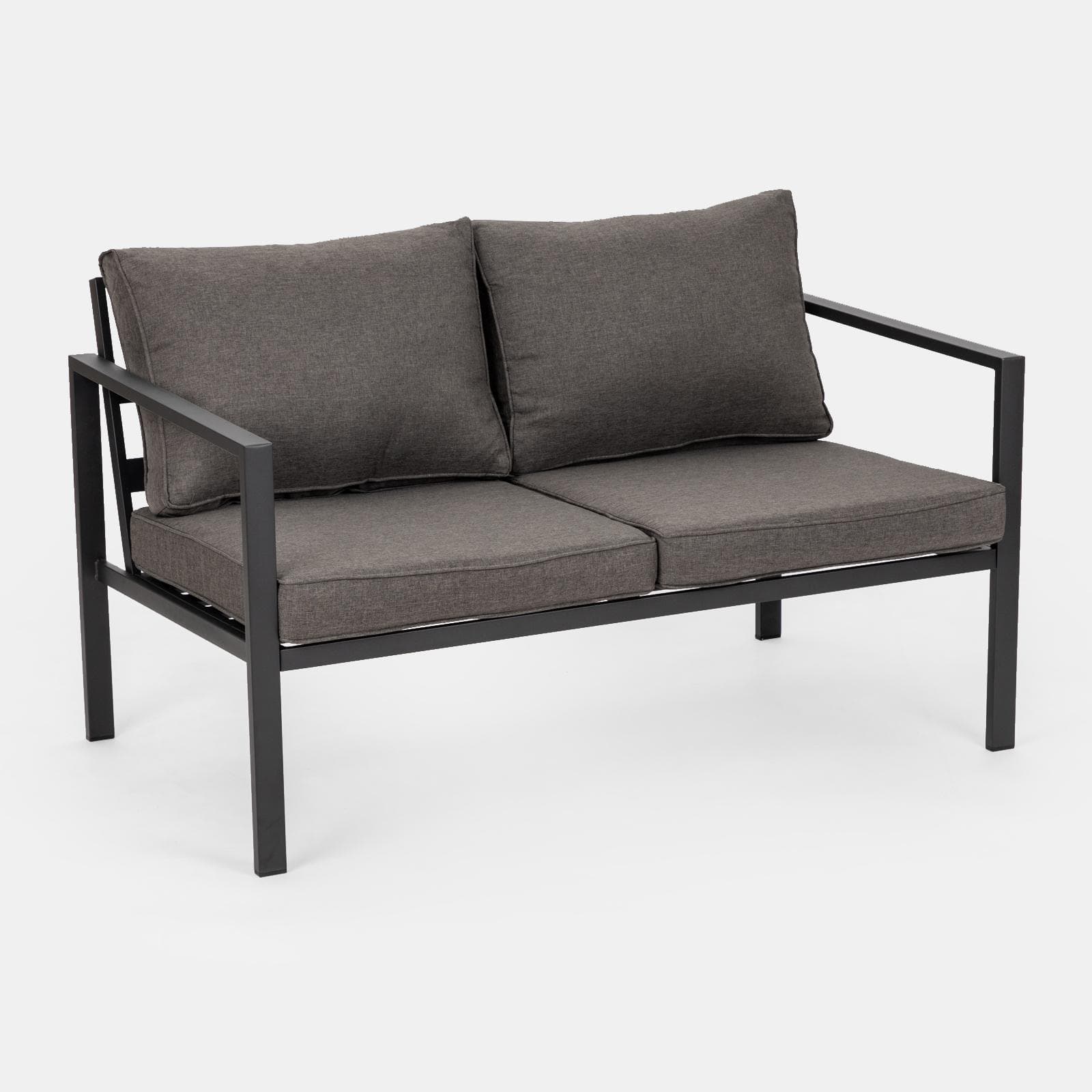 Set relax con divano due poltrone e tavolino in acciaio nero con cuscini grigi - Evelyn