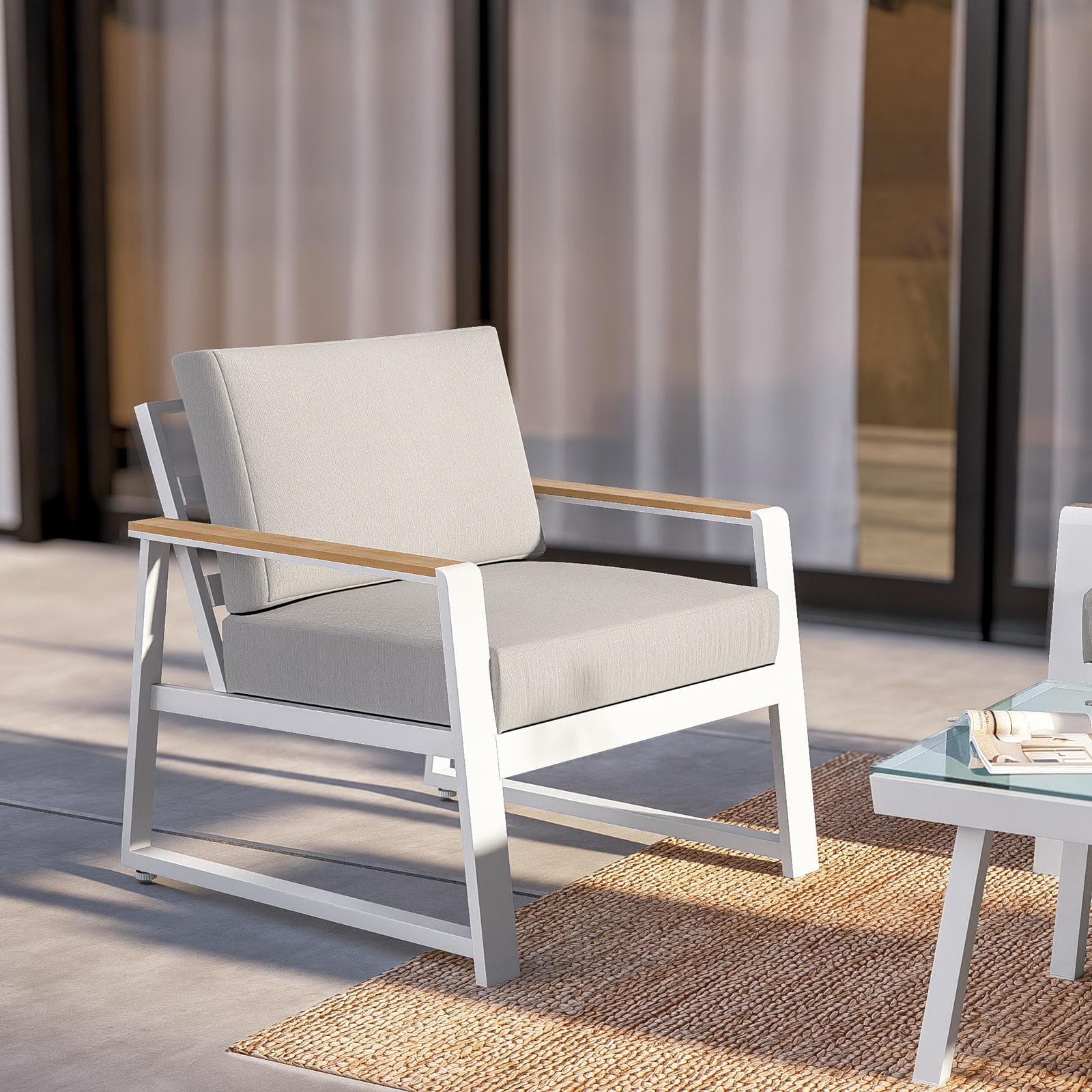 Set relax divano 2 poltrone e tavolino con top in vetro in alluminio bianco con cuscini - Sombrero