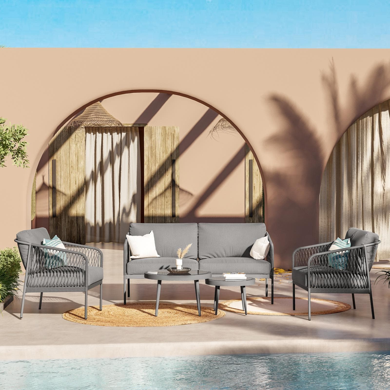 Set relax in alluminio antracite con cuscini grigi e due tavolini - Orosei